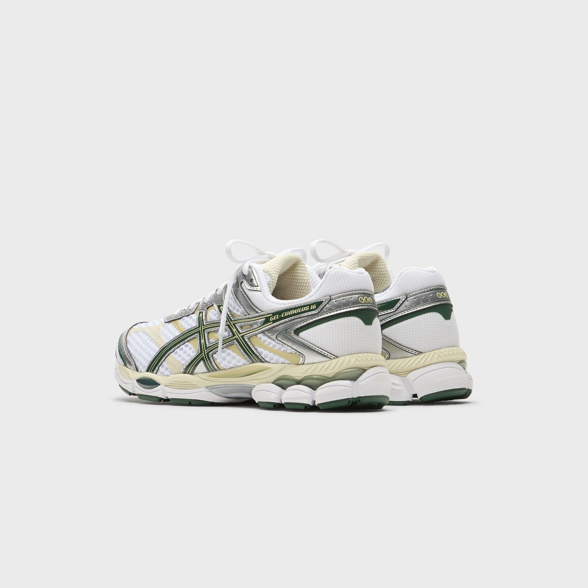 ASICS Gel-Cumulus 16 - White / Forest Night