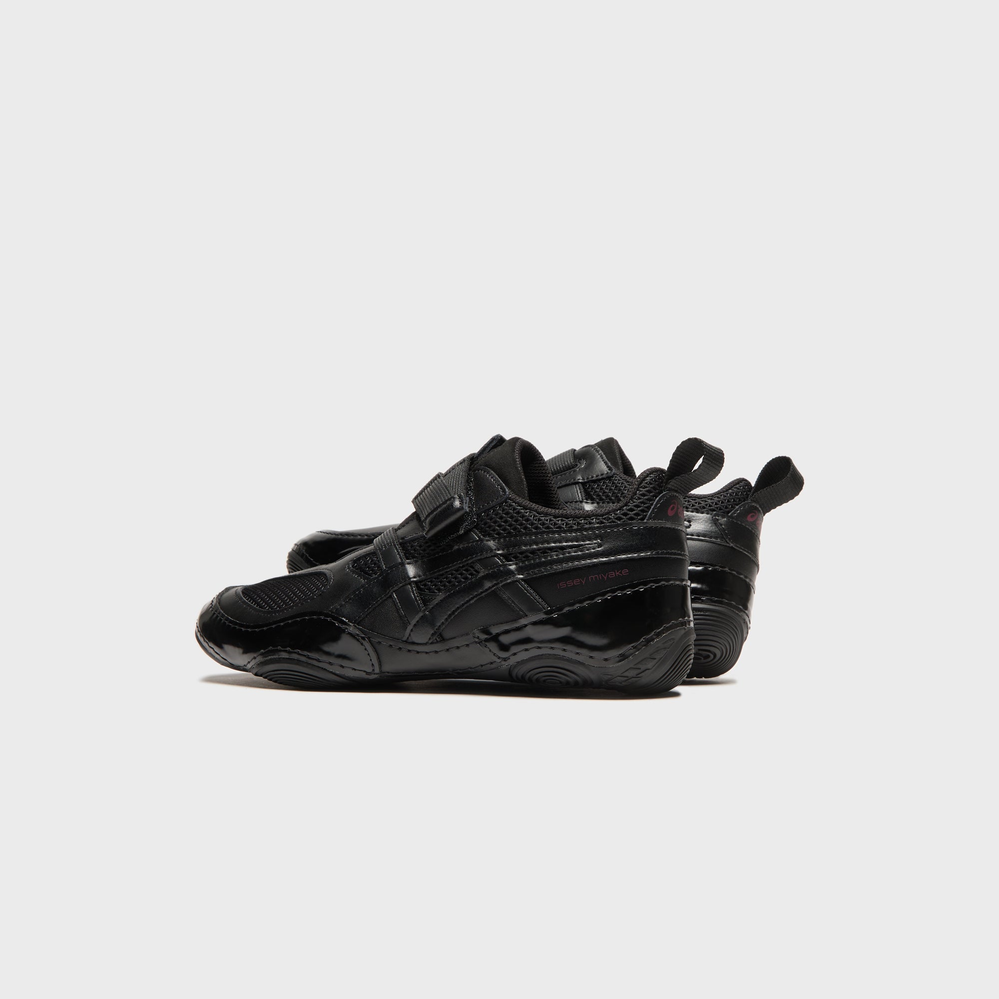 ASICS x Issey Miyake Hyper Taping - Black – Kith Canada