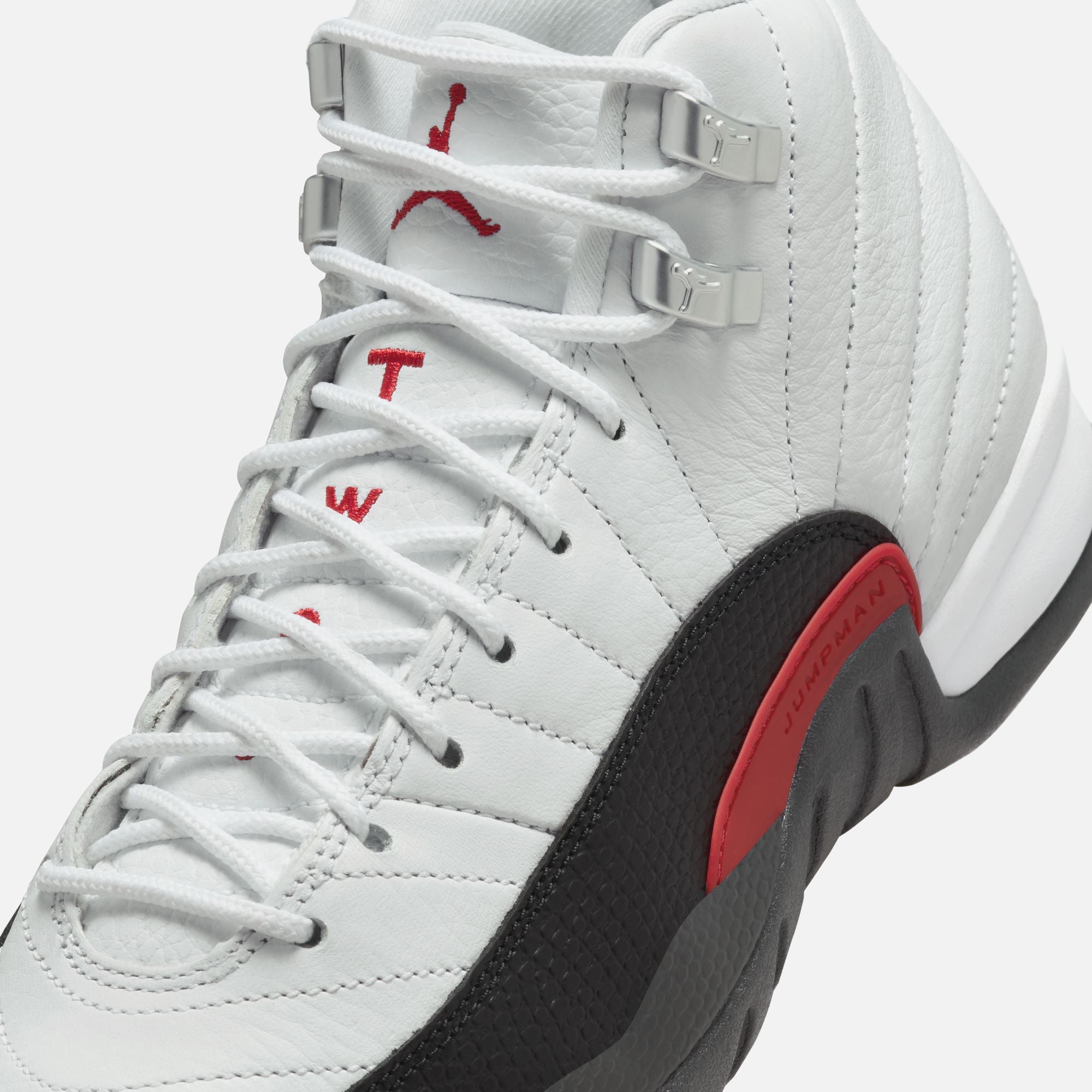 Jordan Air Jordan 12 ホワイト/レッド 23 The Air Jordan 12 Cherry Releases October 2023