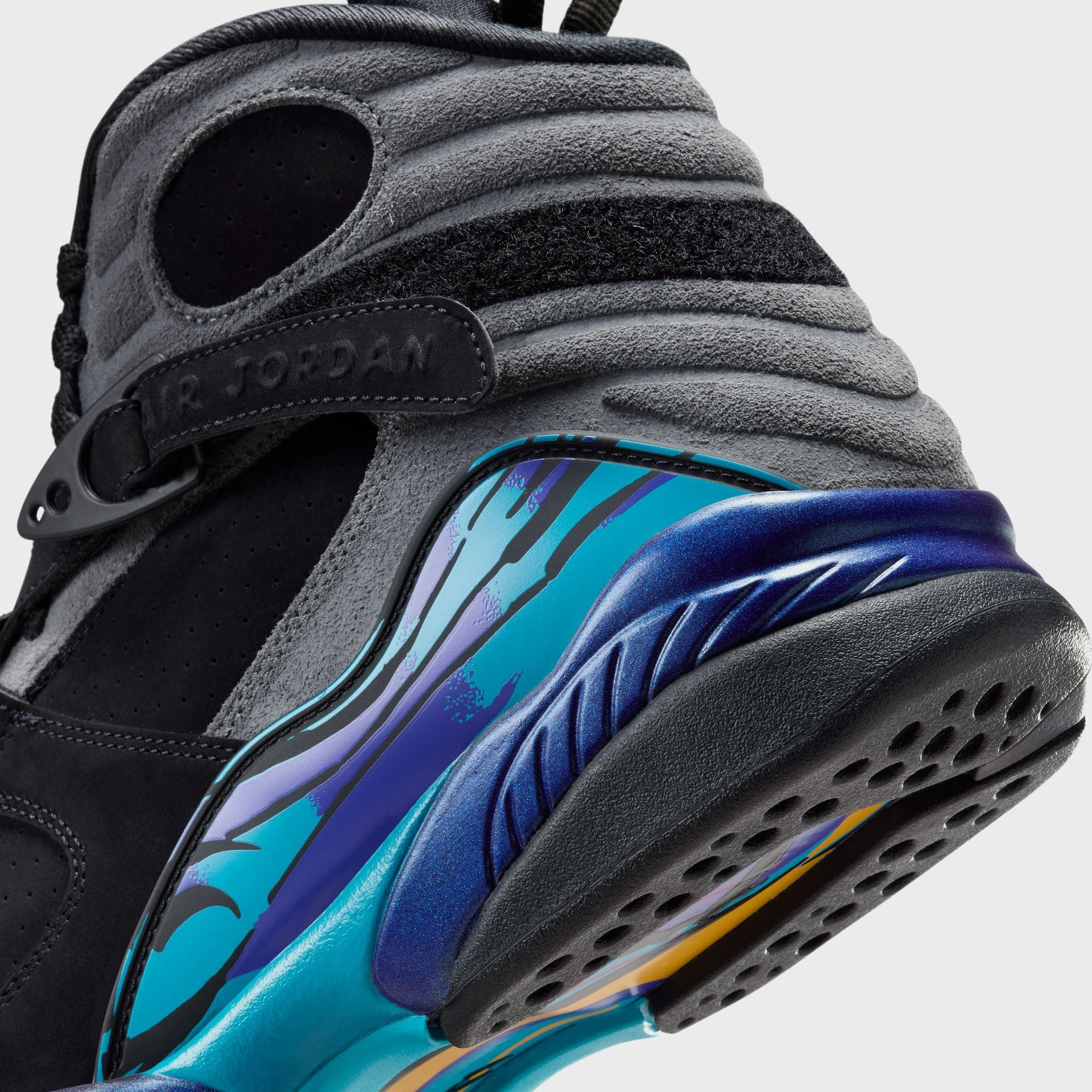 Jordan Air Jordan 8 Retro - Black / True Red / Flint Grey / Bright Concord