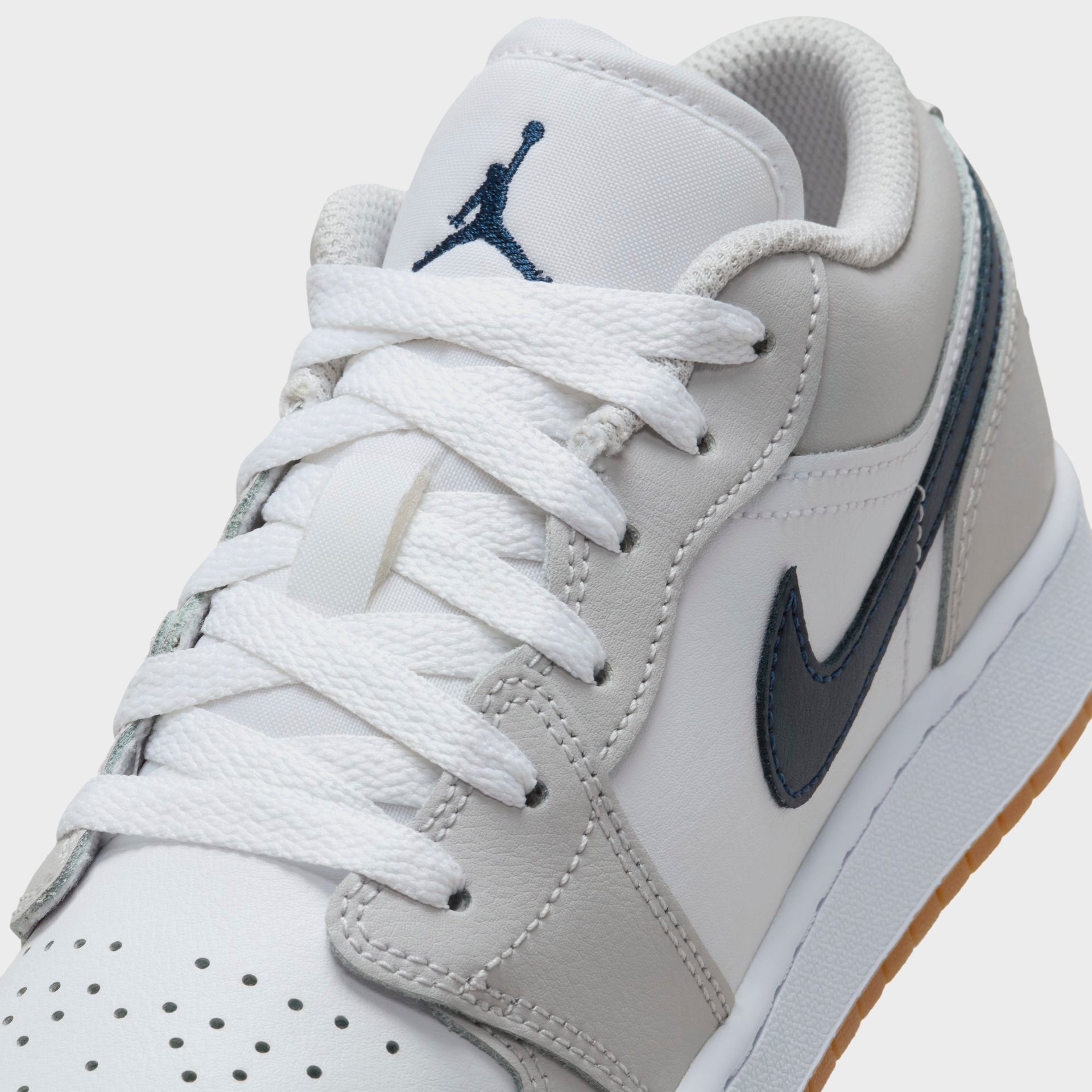Nike Air Jordan 1 Low - White / Neutral Grey / Gum Medium Brown / Midnight Navy