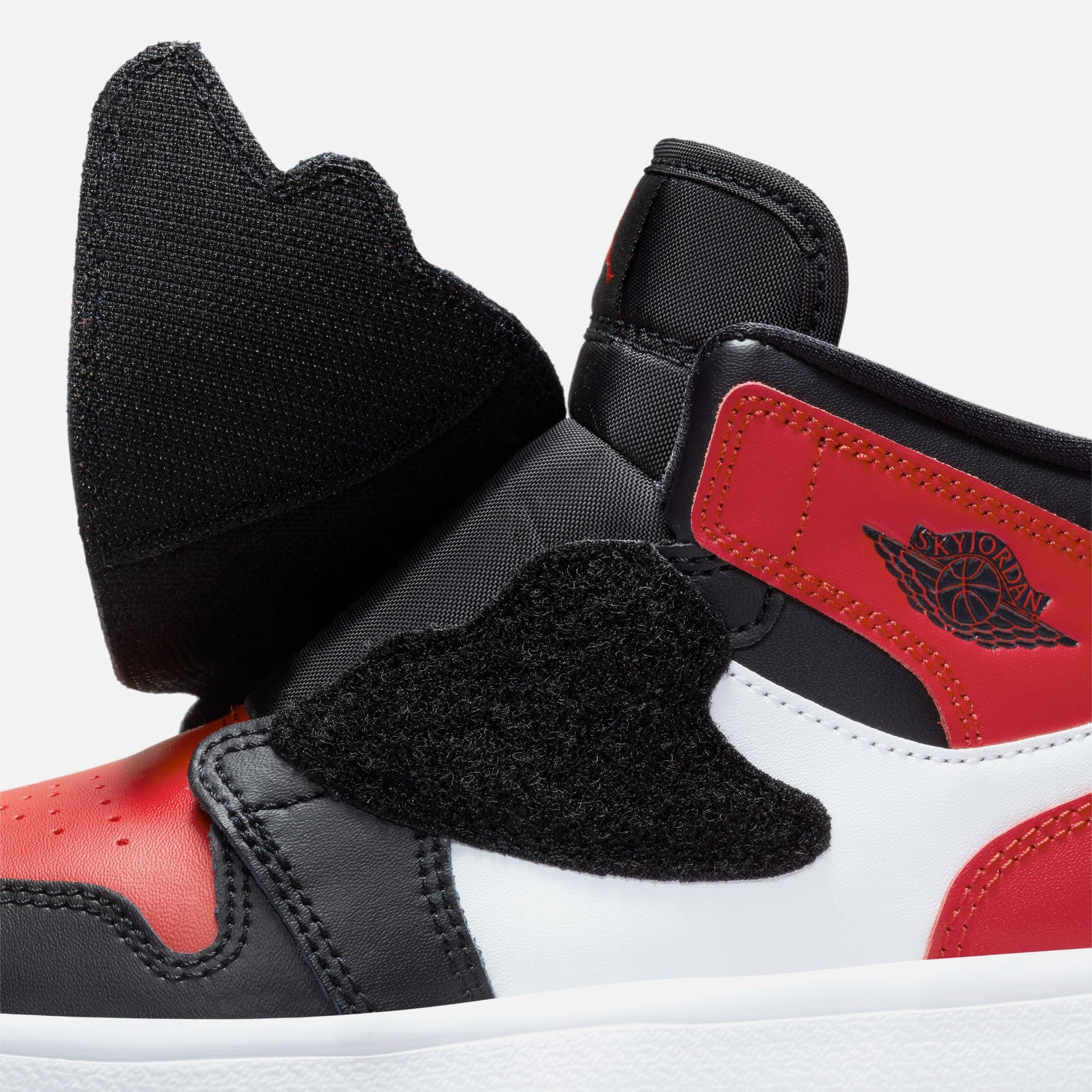 Sky Jordan 1 BP - Black / Anthracite/ Varsity / Red / White