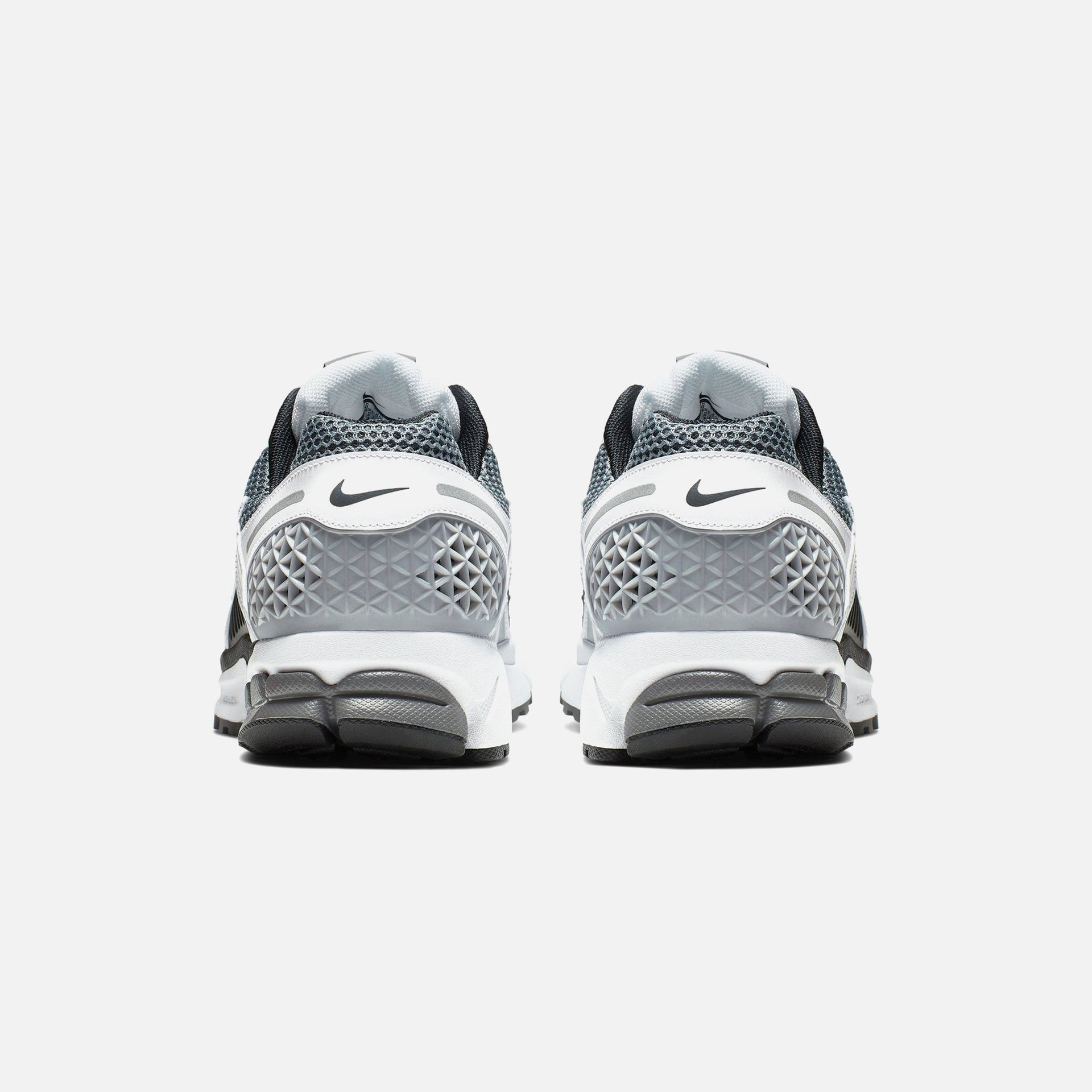 Nike Zoom Vomero 5 SE SP - Dark Grey / White / Sail / Black