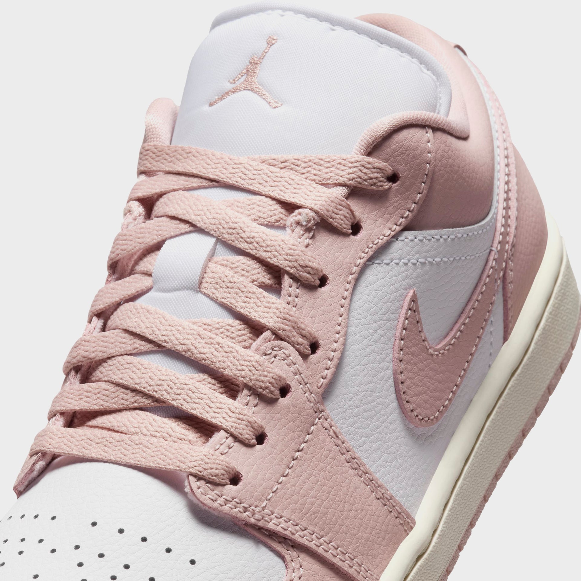 Nike Air Jordan 1 Low - White / Pink Oxford / Sail