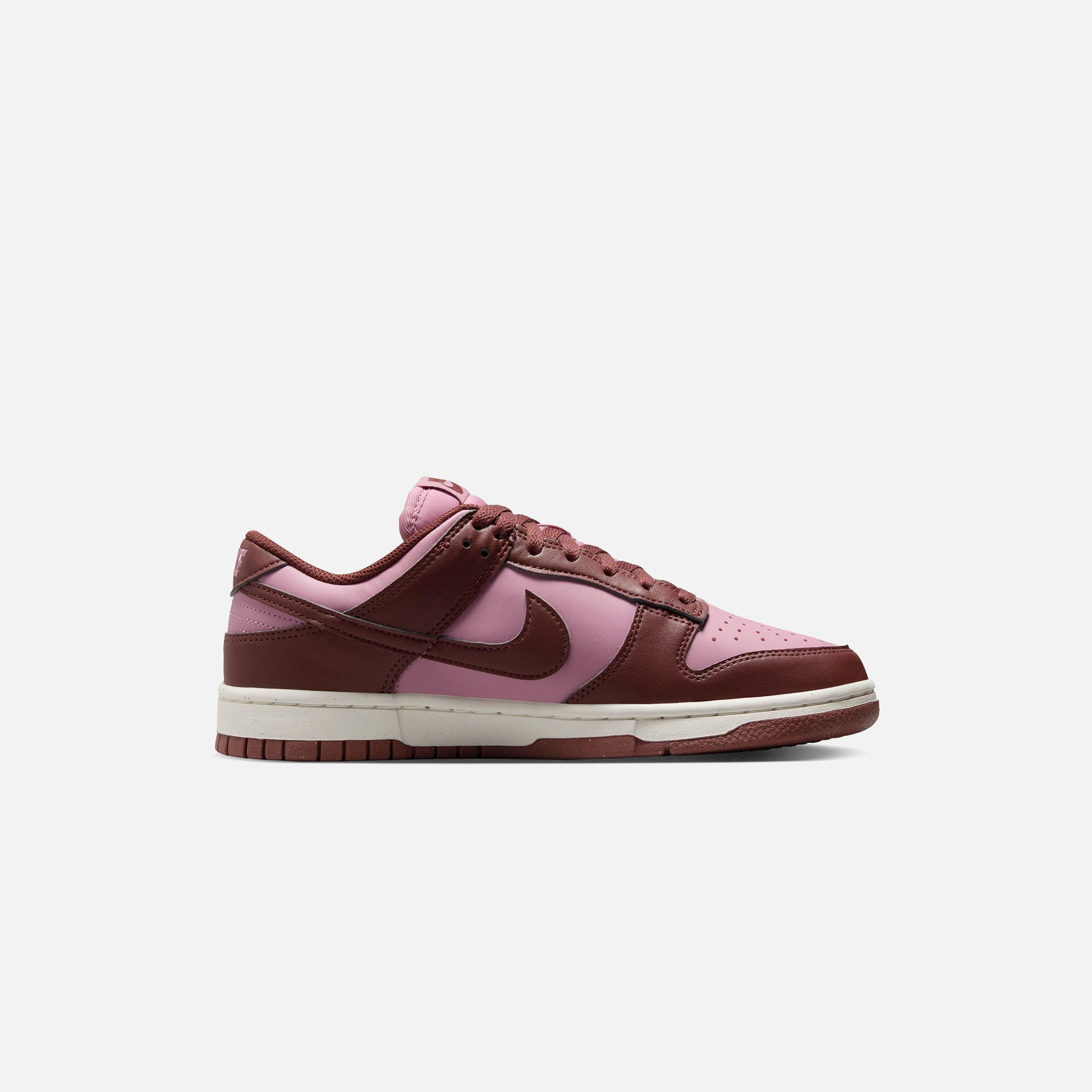 Nike WMNS Dunk Low Next Nature - White / Elemental Pink