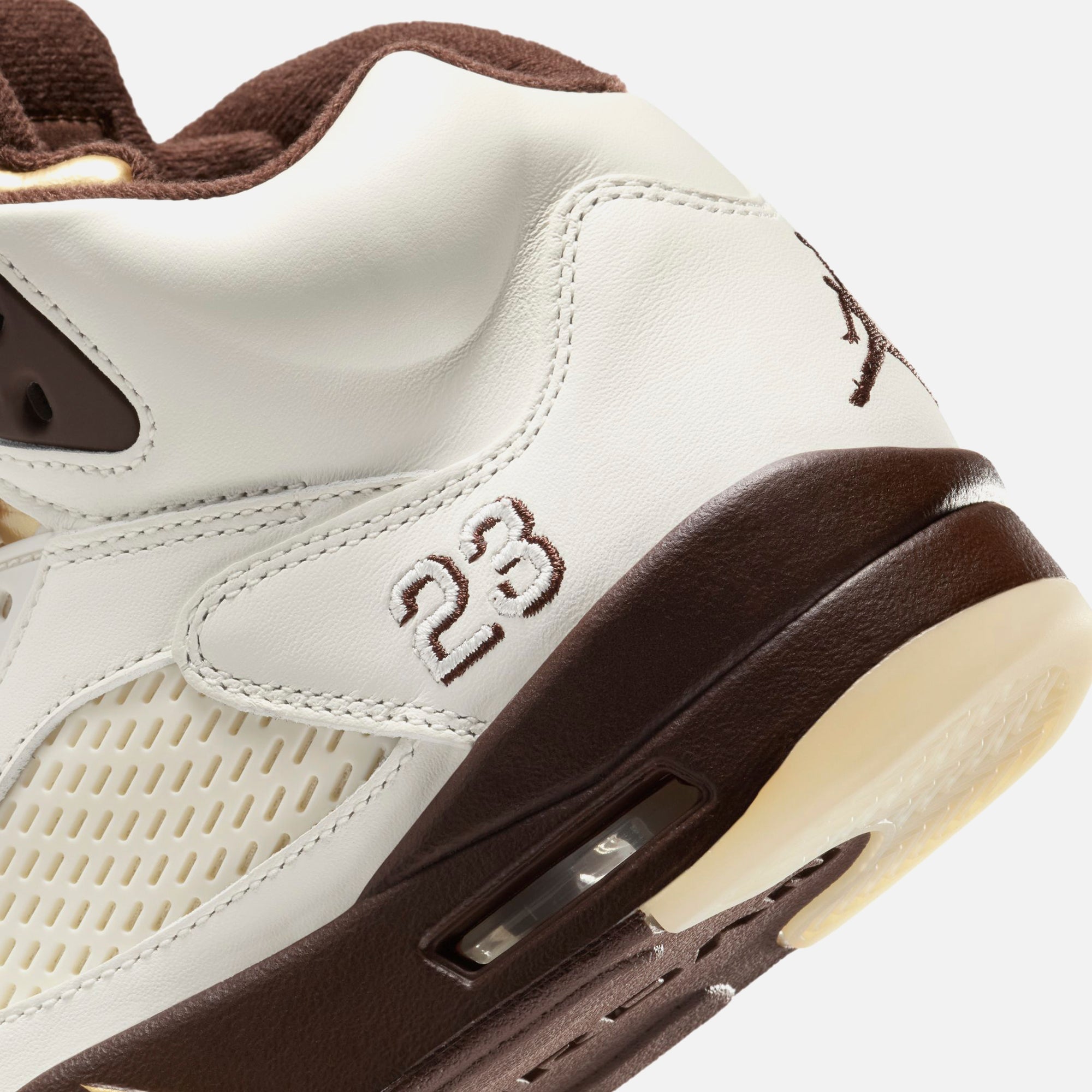 Nike WMNS Air Jordan 5 Retro - Earth / Metallic Gold – Kith Canada