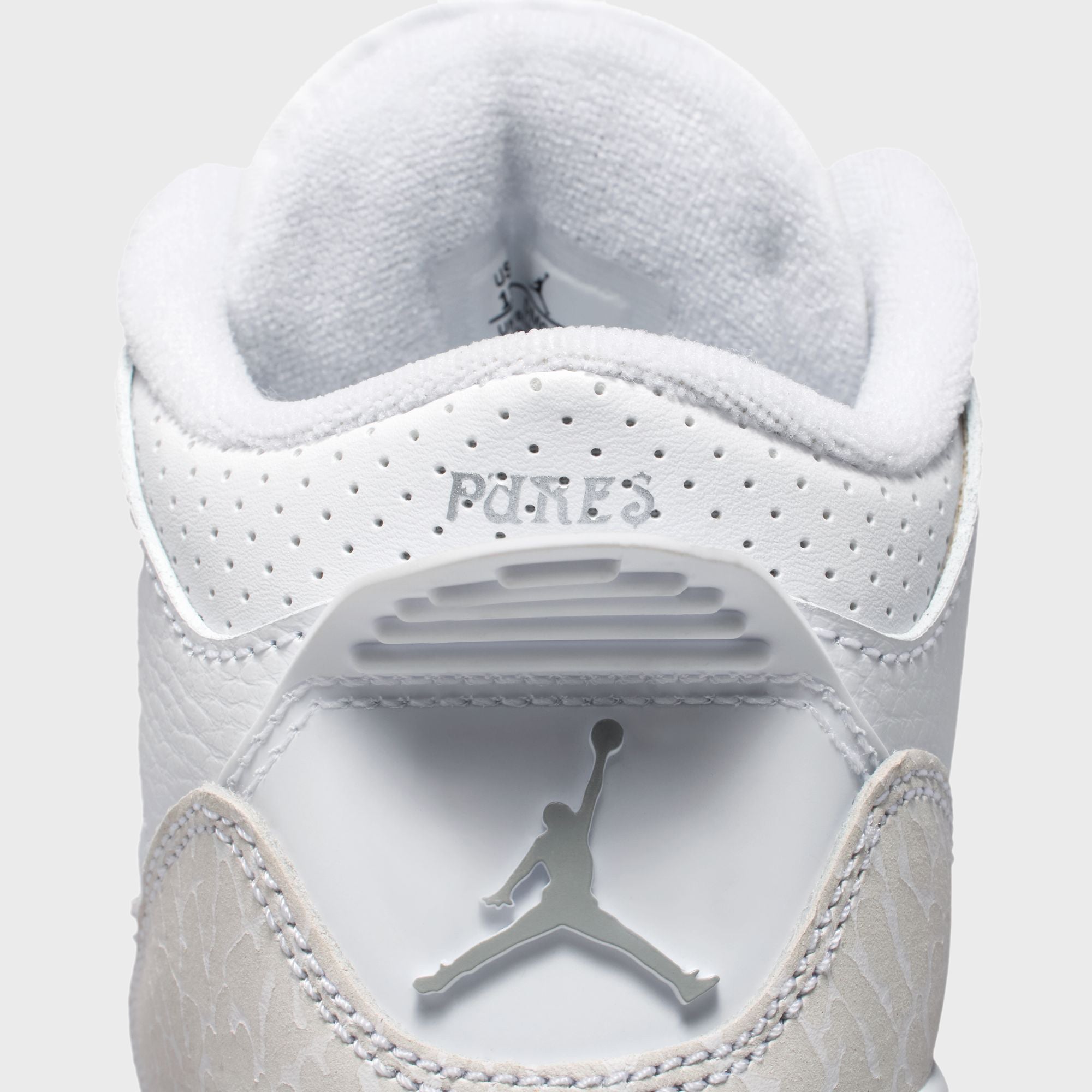 Jordan 3 RETRO (PS)19cm スニーカー NIKE 新品未使用 Nike PS Air Jordan 3 Retro - White / Metallic Silver / White