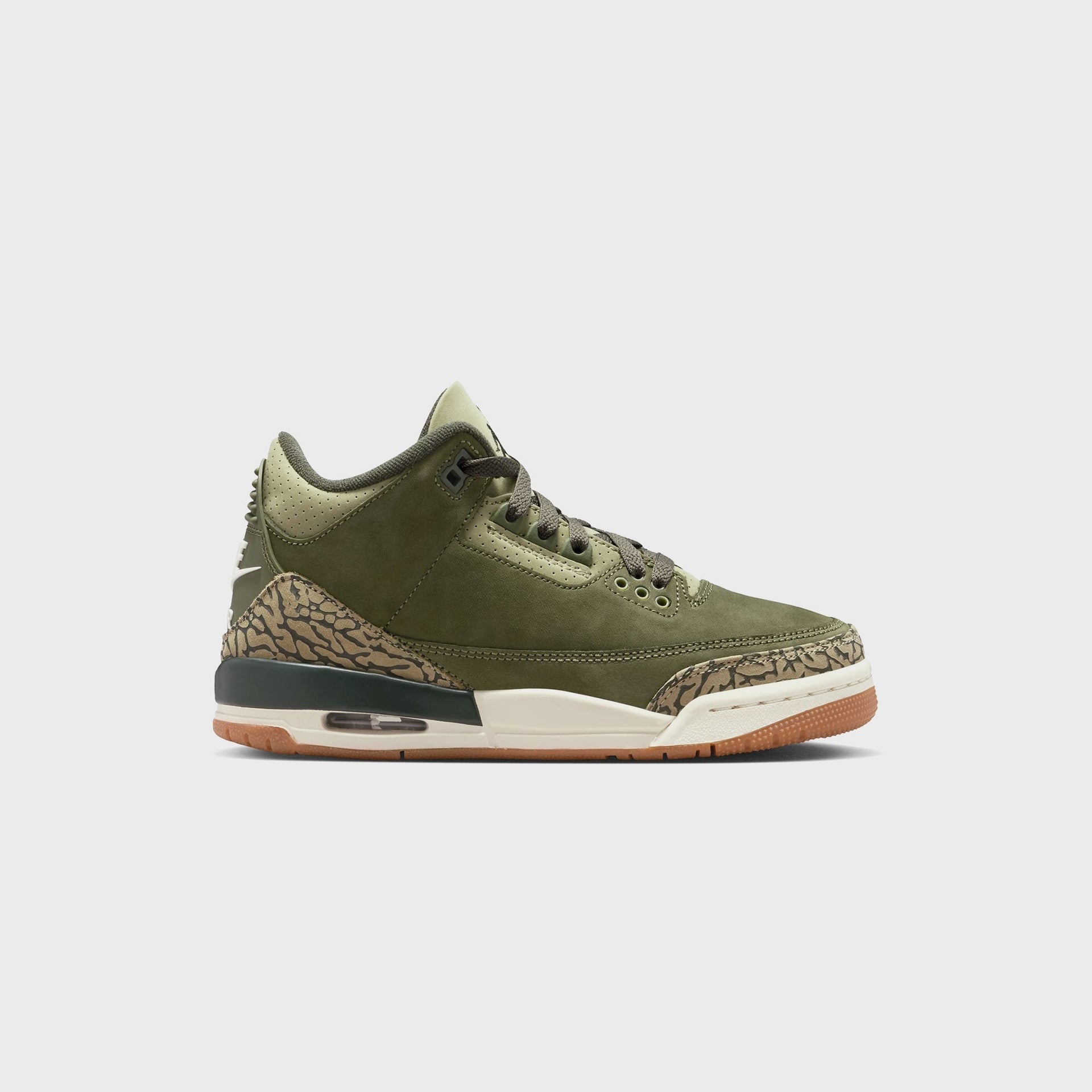 Jordan GS Air Jordan 3 Retro - Medium Olive / Sequoia / Neutral Olive / Sail / Total Crimson