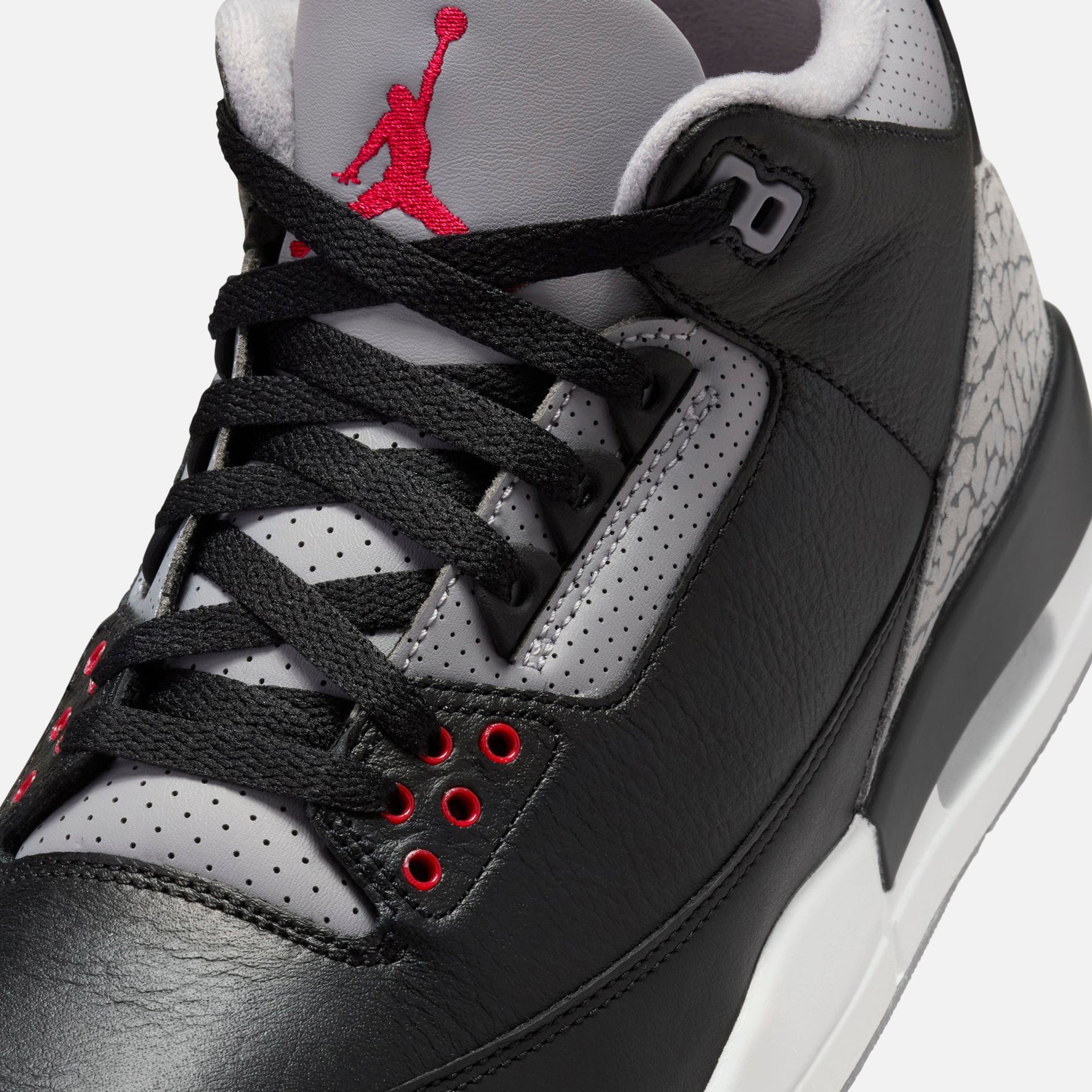 Jordan Air Jordan 3 Retro - Black / Fire Red / Cement Grey / Sail