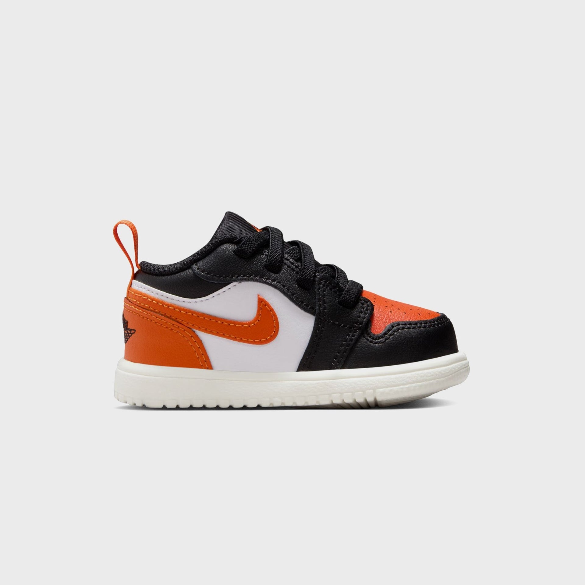 Jordan TD 1 Low ALT - Black / Starfish / White / Sail