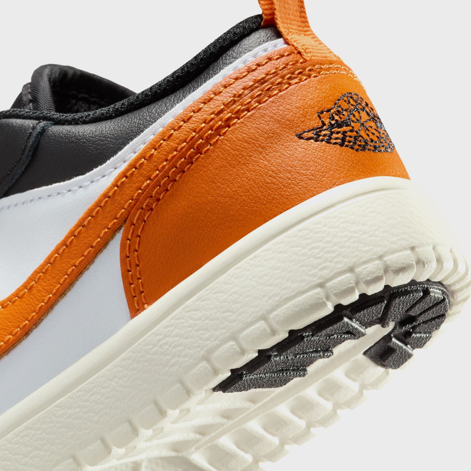 Jordan PS 1 Low ALT - Black / Starfish / White / Sail