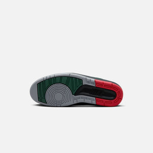 Nike Air Jordan 2 Retro Low - Black / Fire Red / Fire / Cement Grey