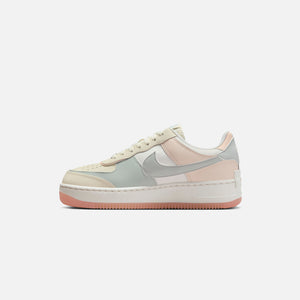 Nike WMNS Air Force 1 Shadow - Coconut Milk / Crimson Tint / Light Silver / Sail