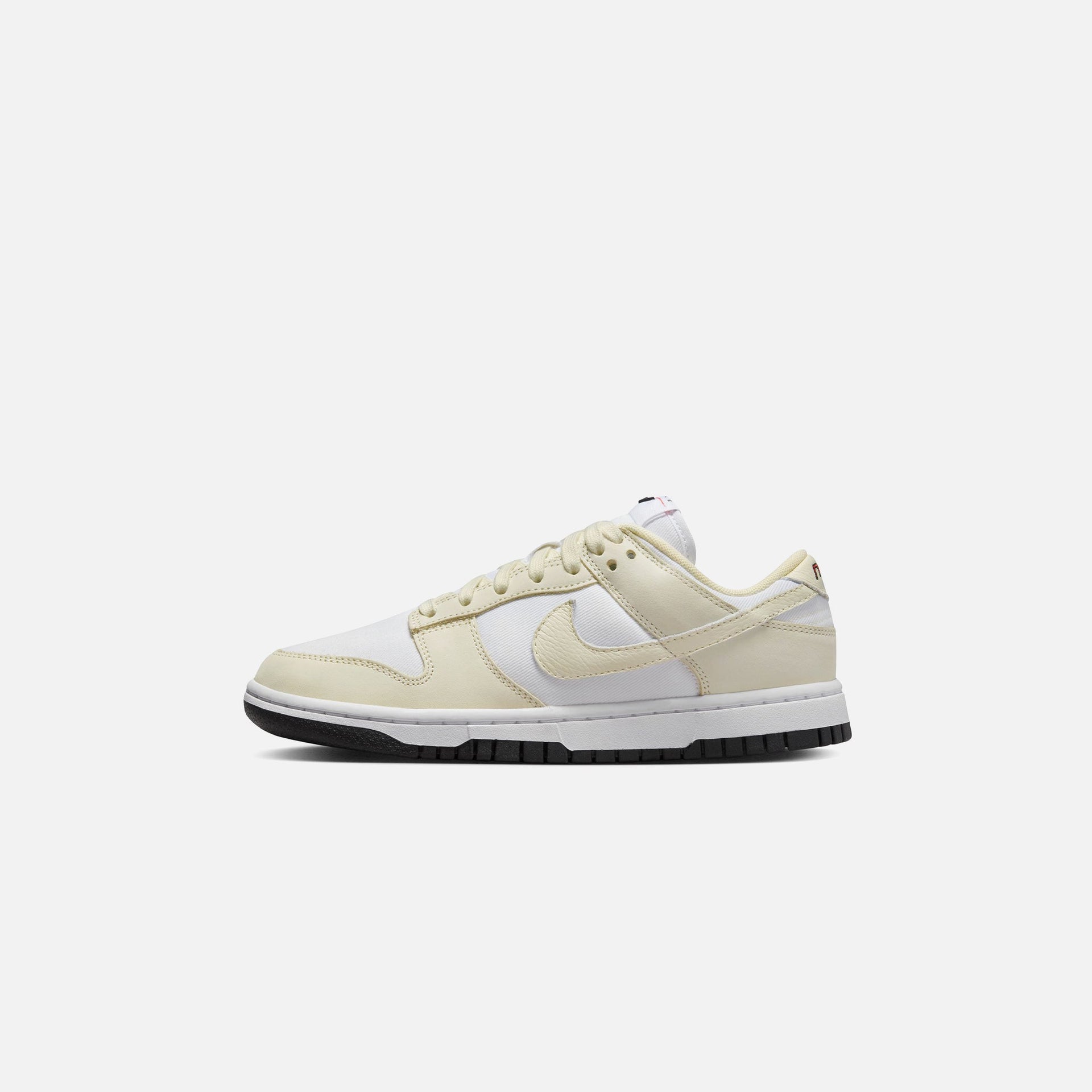 Nike WMNS Dunk Low LX - White / Coconut Milk