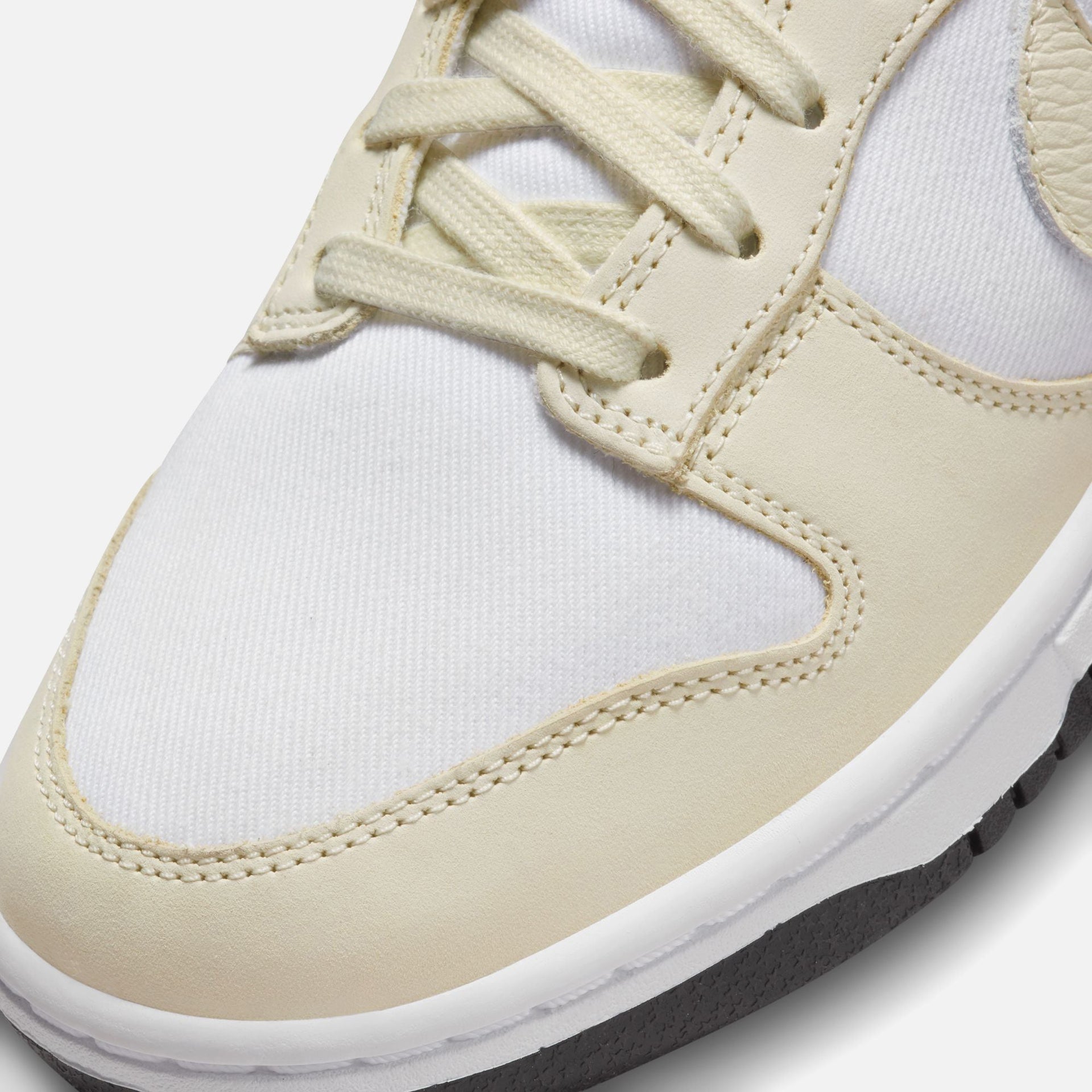 Nike WMNS Dunk Low LX - White / Coconut Milk