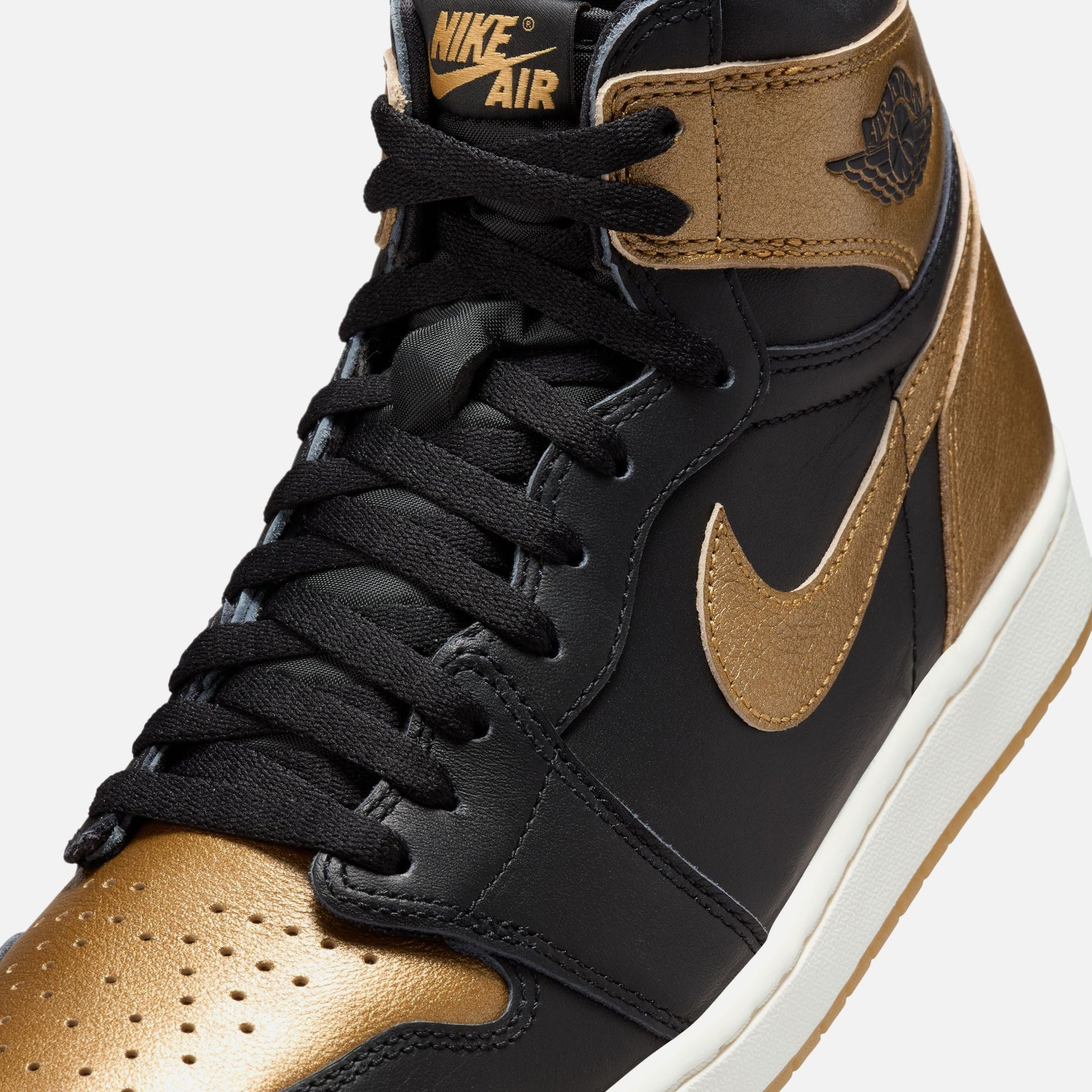 Nike Air Jordan 1 Retro High OG Remastered - Black / Metallic Gold / Sail