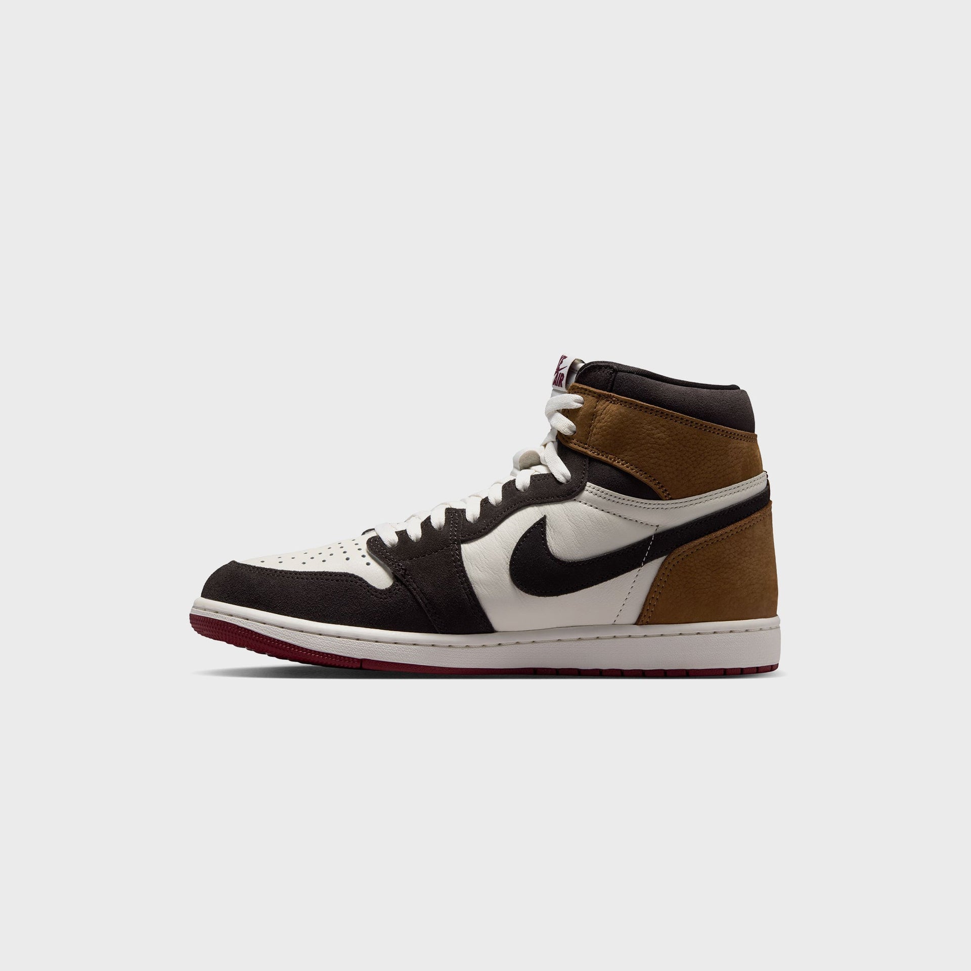 Jordan Air Jordan 1 High OG - Shadow Brown / Soft Pearl / Light British Tan / Team Red