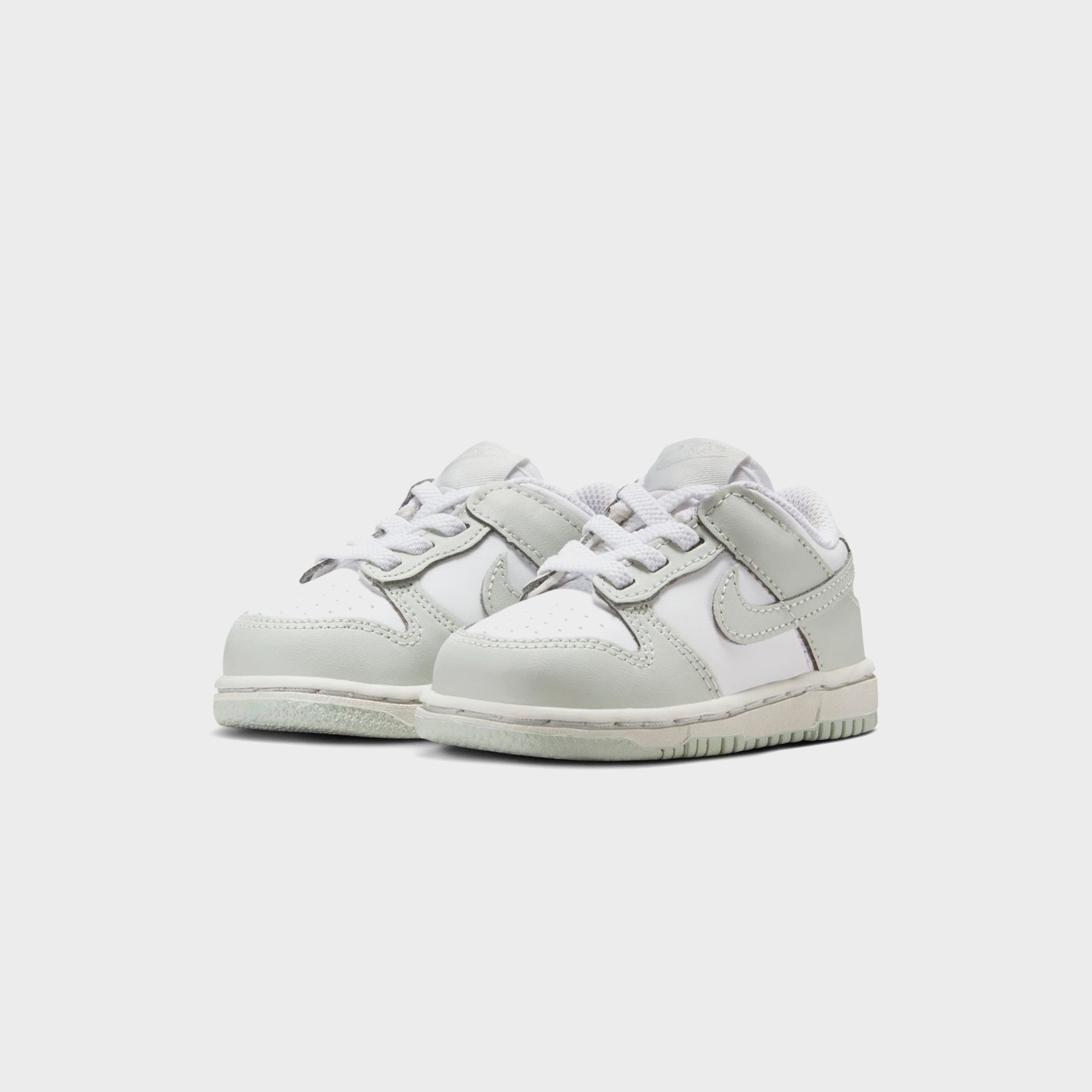 Nike TD Dunk Low - White / Light Silver / Photon Dust