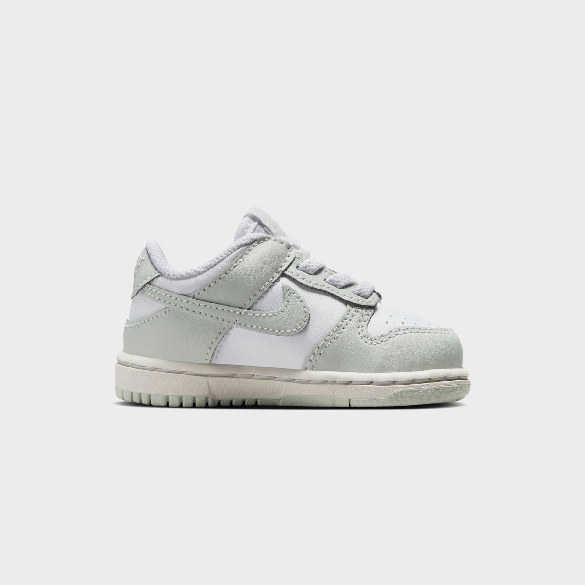 Nike TD Dunk Low - White / Light Silver / Photon Dust
