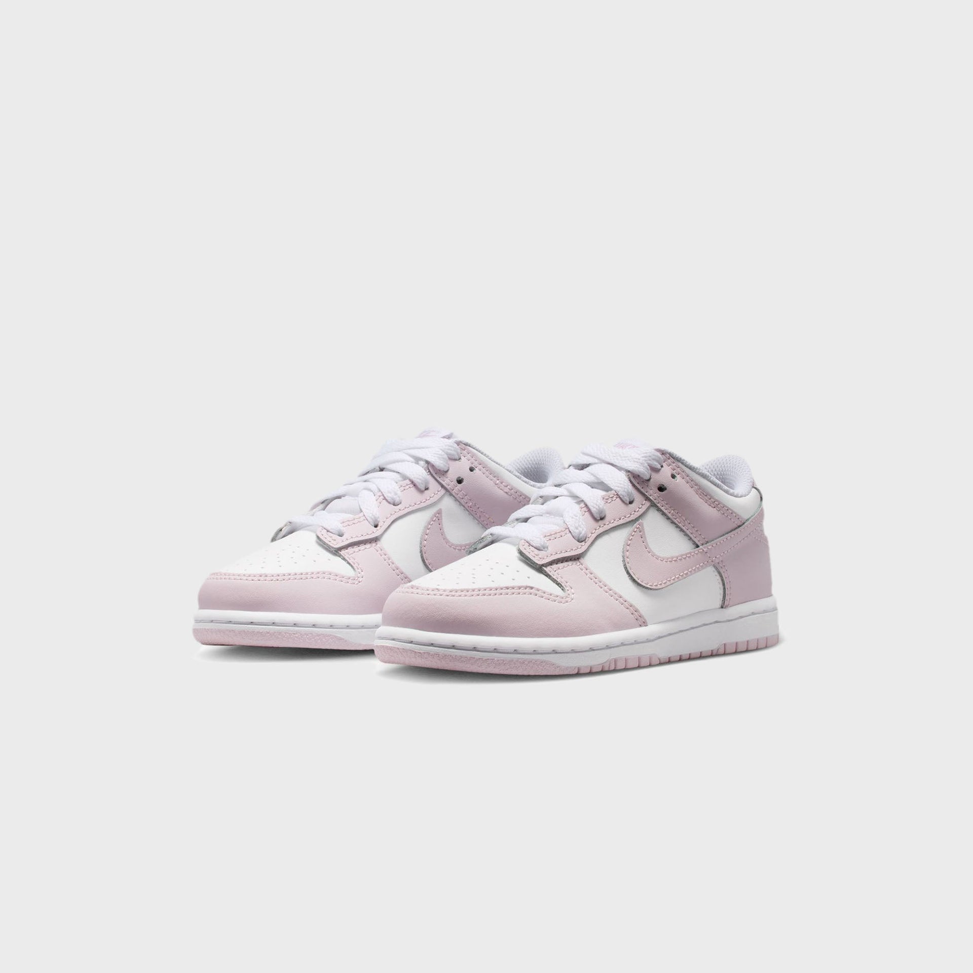 Nike Dunk Low - White / Light Violet