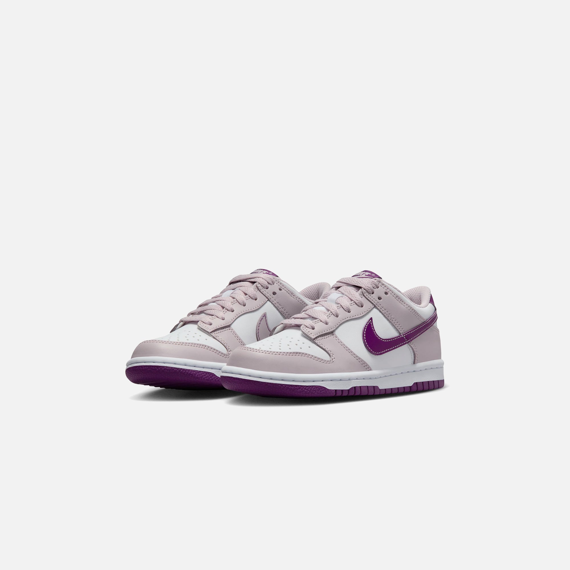 nike disrupt purple