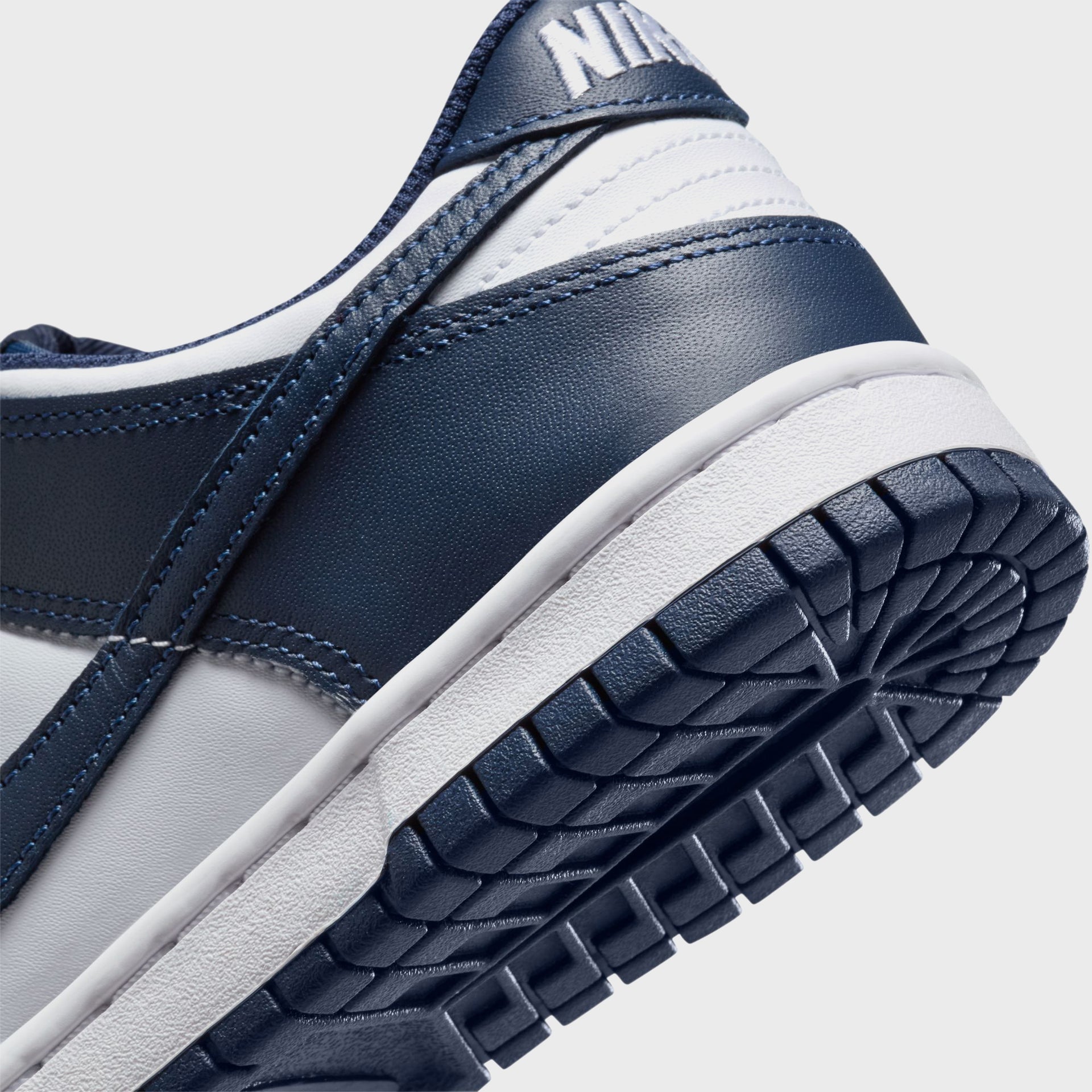 Nike GS Dunk Low - White / Midnight Navy