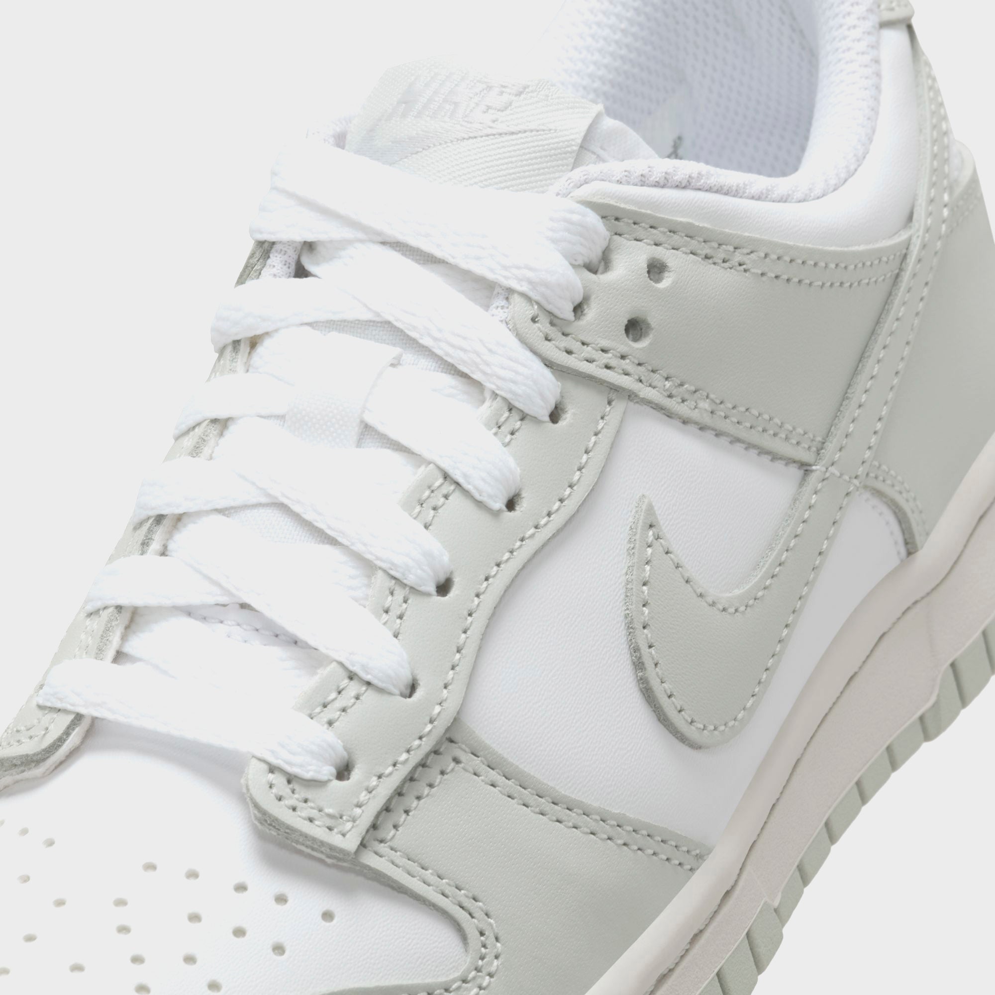 Nike Dunk Low ホワイト Nike Dunk Low Retro SE - Summit White/Metallic Silver