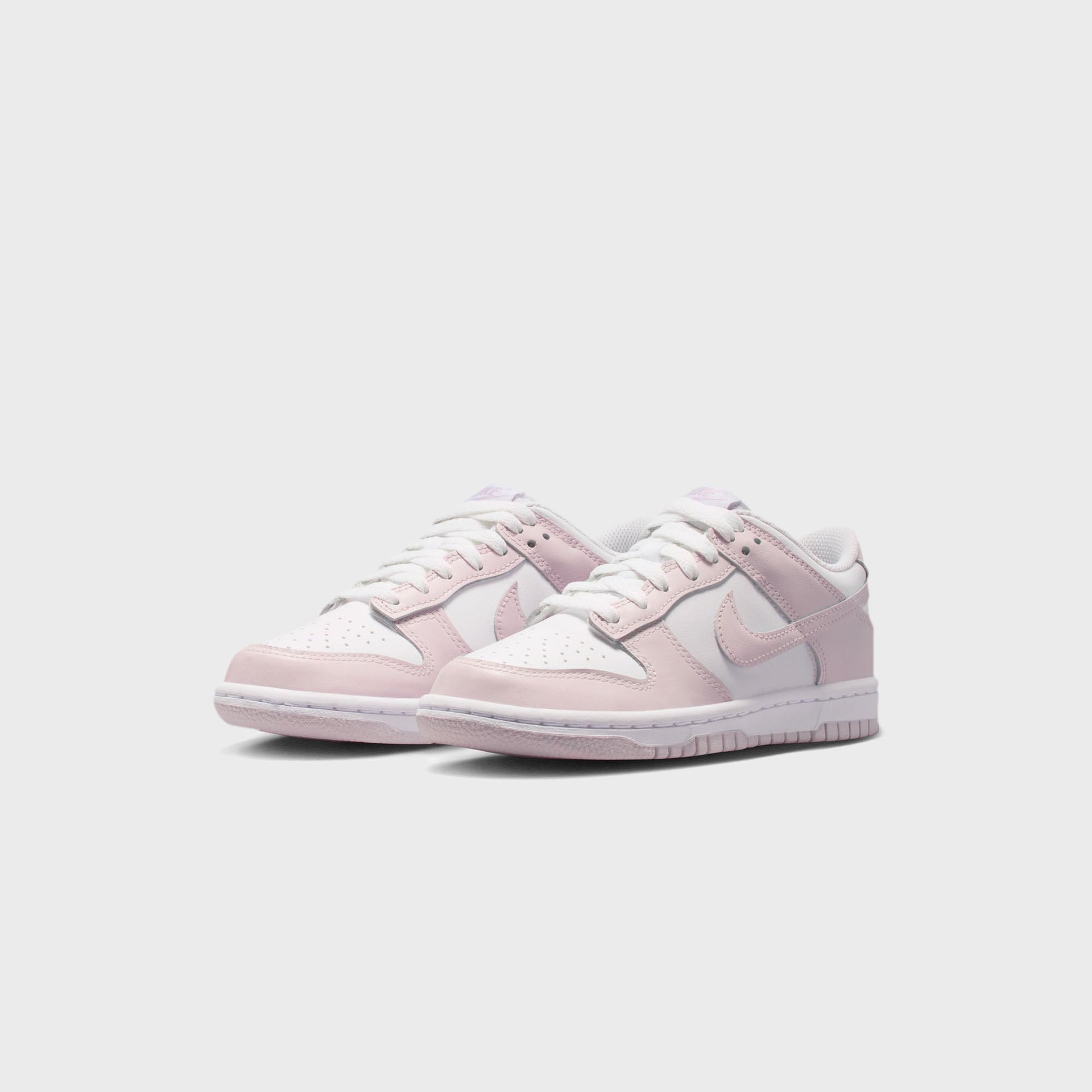 Nike Dunk Low - White / Light Violet