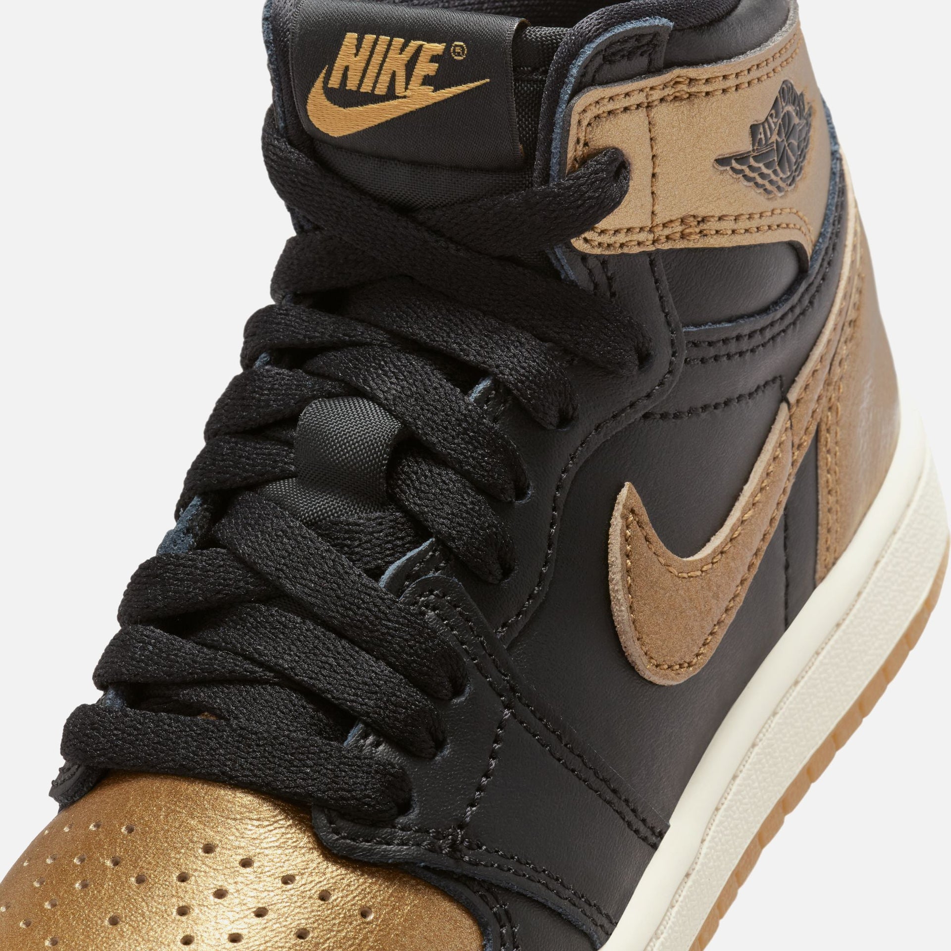 Jordan PS Air Jordan 1 Retro High OG - Black / Metallic Gold / Sail