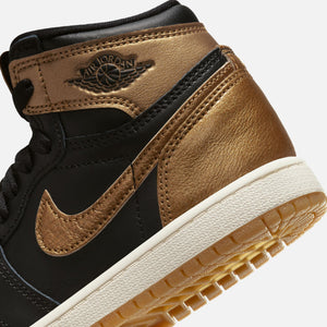 Nike Pre-school Air Jordan 1 Retro High OG - Black / Metallic Gold / Sail