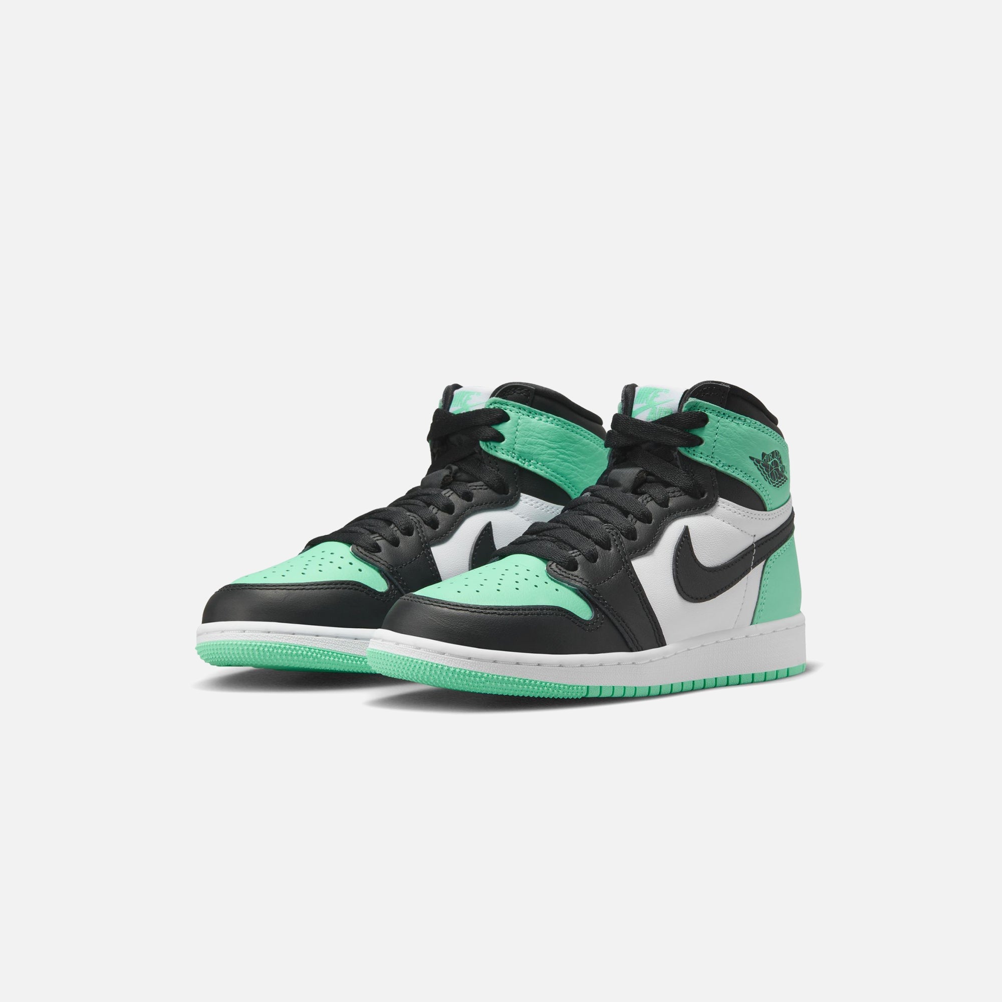 Jordan GS Air Jordan 1 Retro High OG - Green Glow – Kith Canada