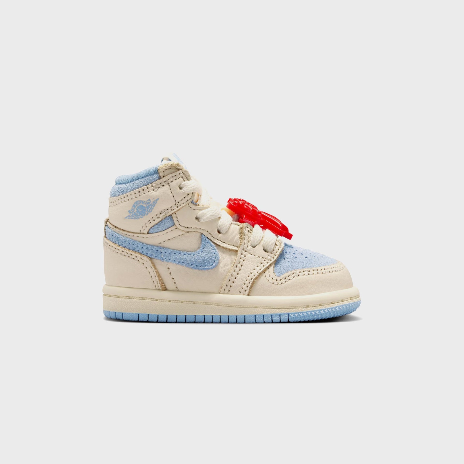 Jordan TD Air Jordan 1 Retro High OG - Pale Ivory / Psychic Blue / Coconut Milk