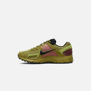 Nike Zoom Vomero 5 - Pacific Moss / Black / Pear