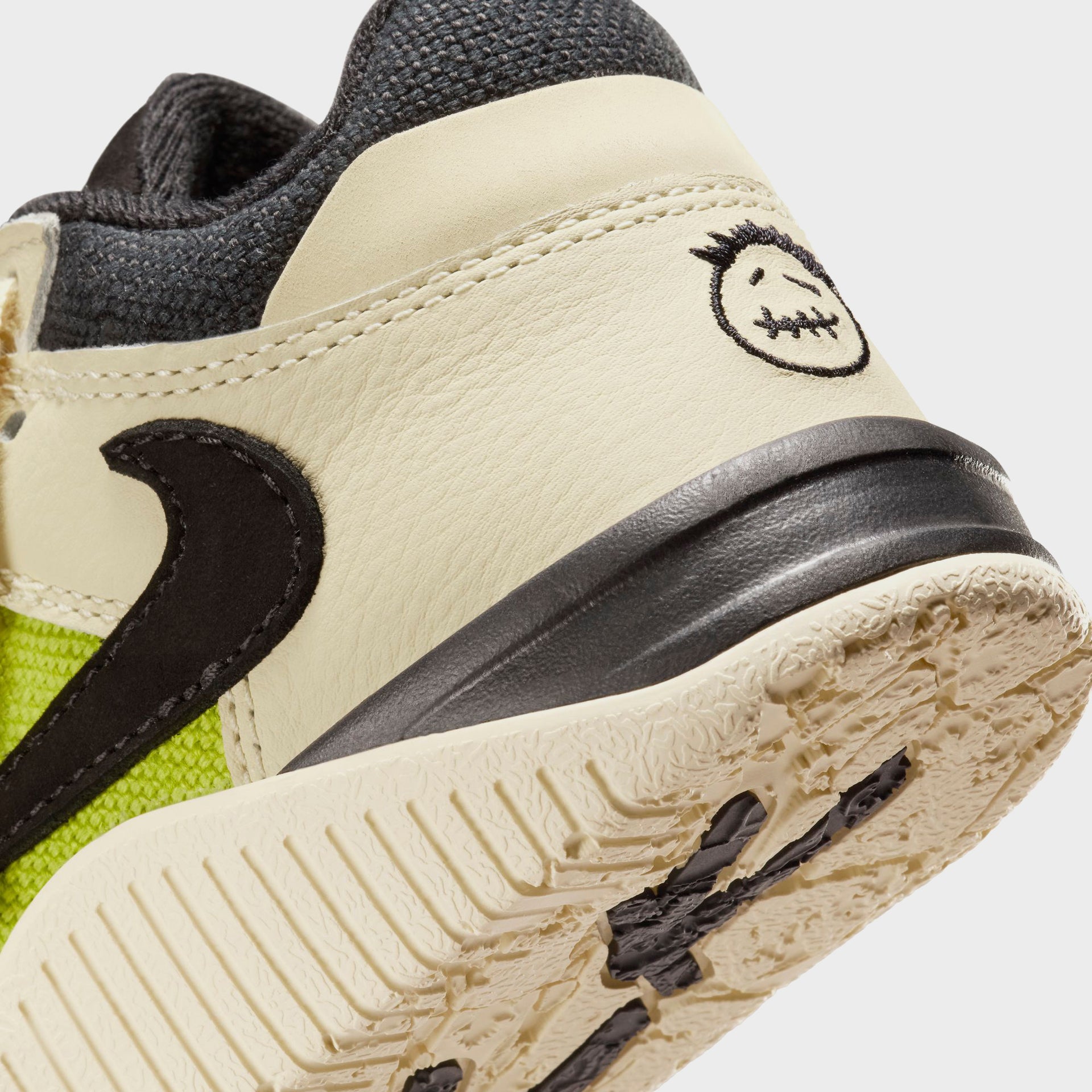 Jordan x Travis Scott PS Jumpman Jack TR - Bright Cactus / Muslin / Black