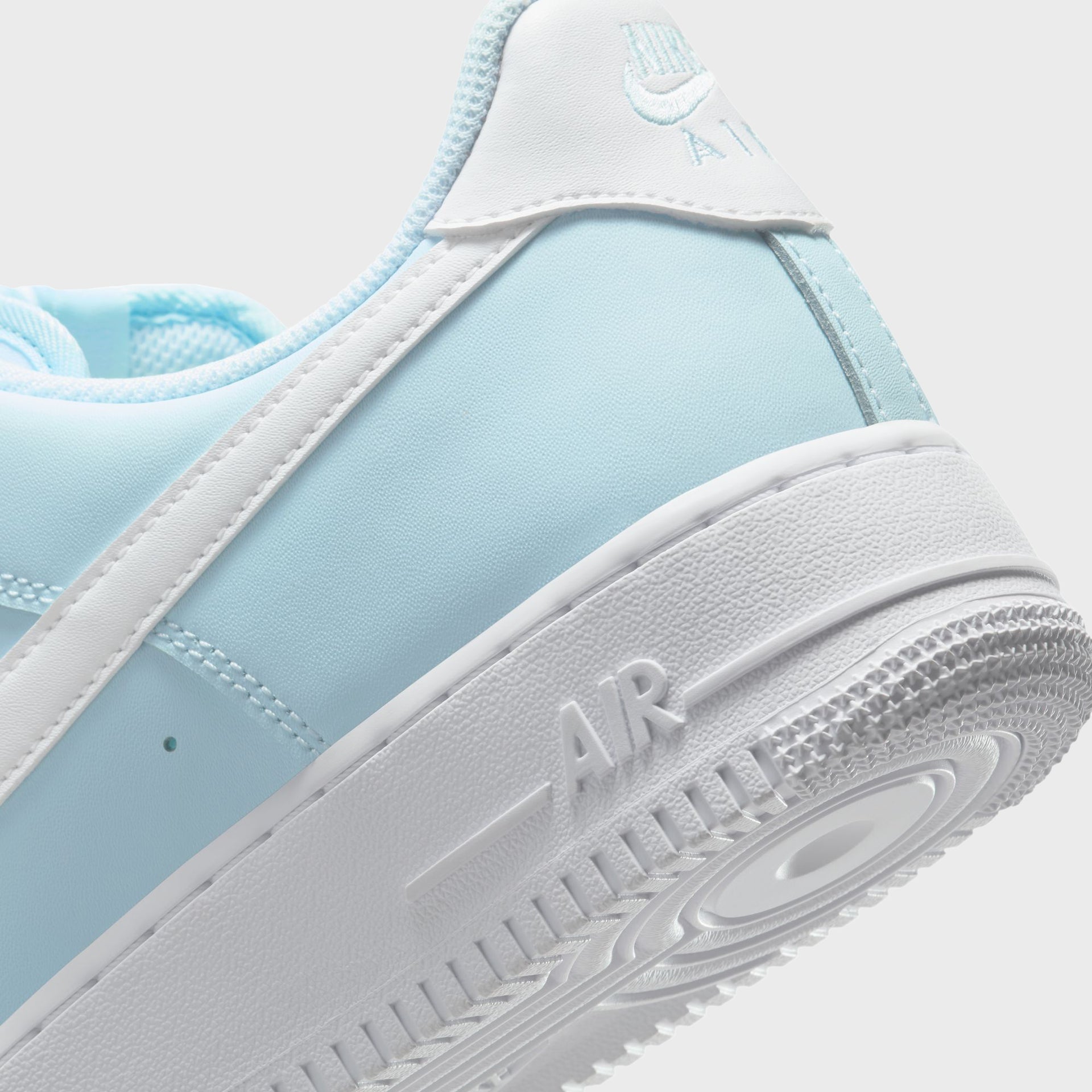 Nike Air Force 1 '07 - Glacier Blue / White