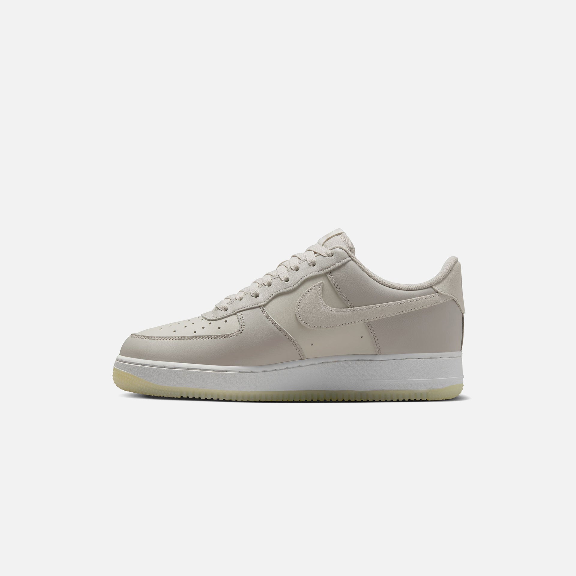 Nike Air Force 1 `07 LV8 - Light Bone / Summit White / Light Iron Ore