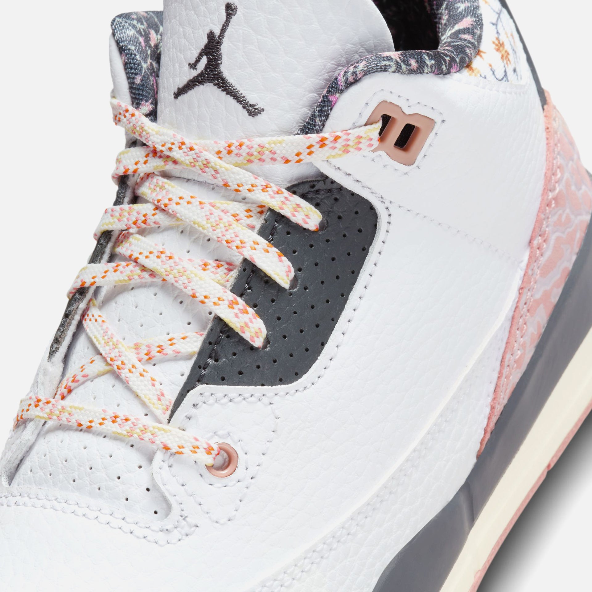 Jordan PS Air Jordan 3 Retro - White / Red Stardust / Sail / Anthracite