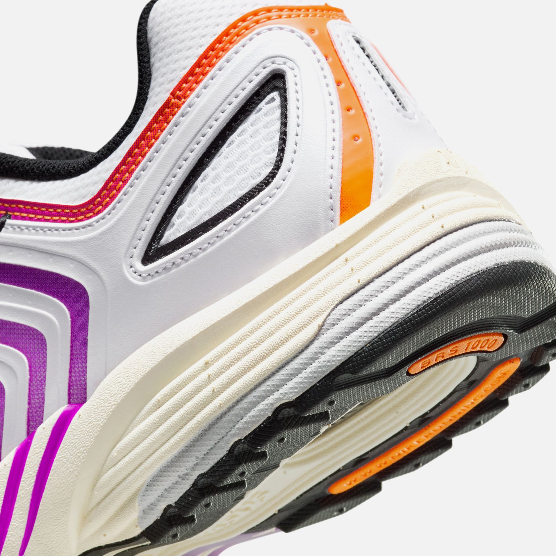 Nike Air WMNS Pegasus 2K5 - Edge White / Chrome / Total Orange / Hyper Violet