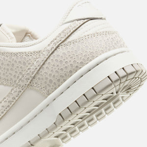 Nike WMNS Dunk Low Premium Olympic - Phantom / Photon Dust / Light Smoke Grey / Sail