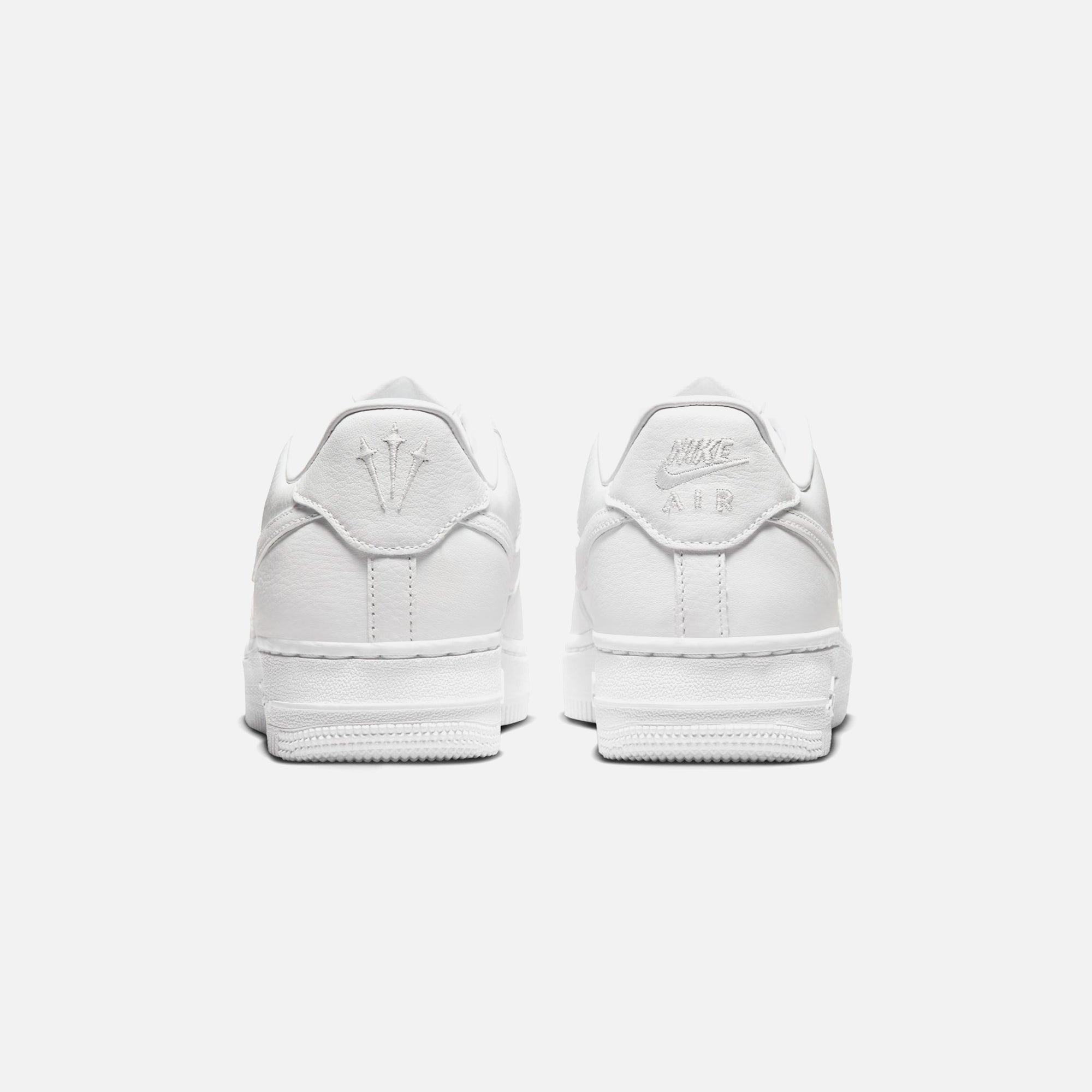 Nike noctaフォース1 NOCTA × NIKE による新作 AIR FORCE 1 LOW “Certified Lover Boy