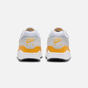 Nike Air Max 1 Essential - White / University Gold