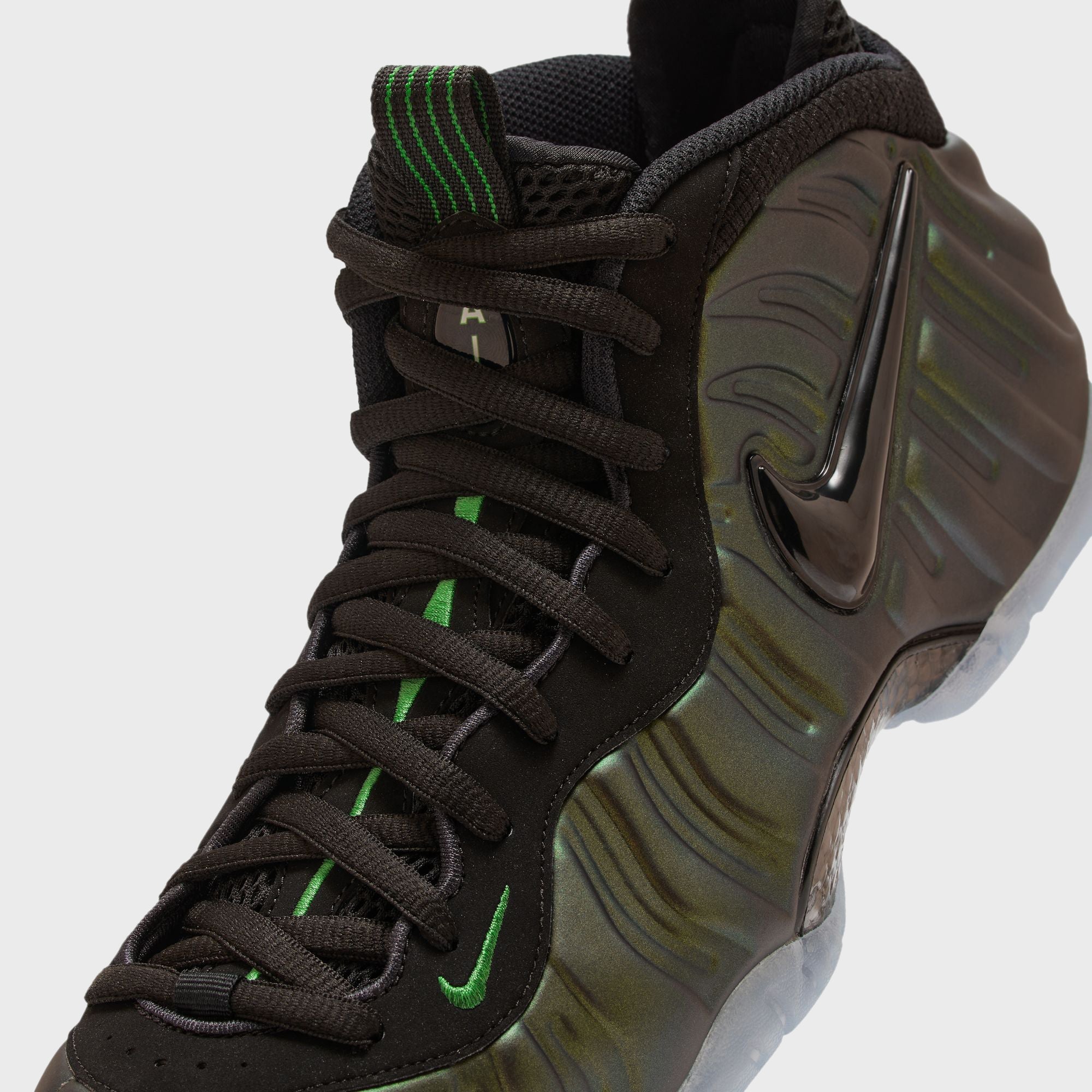 nike air foamposite pro pine green