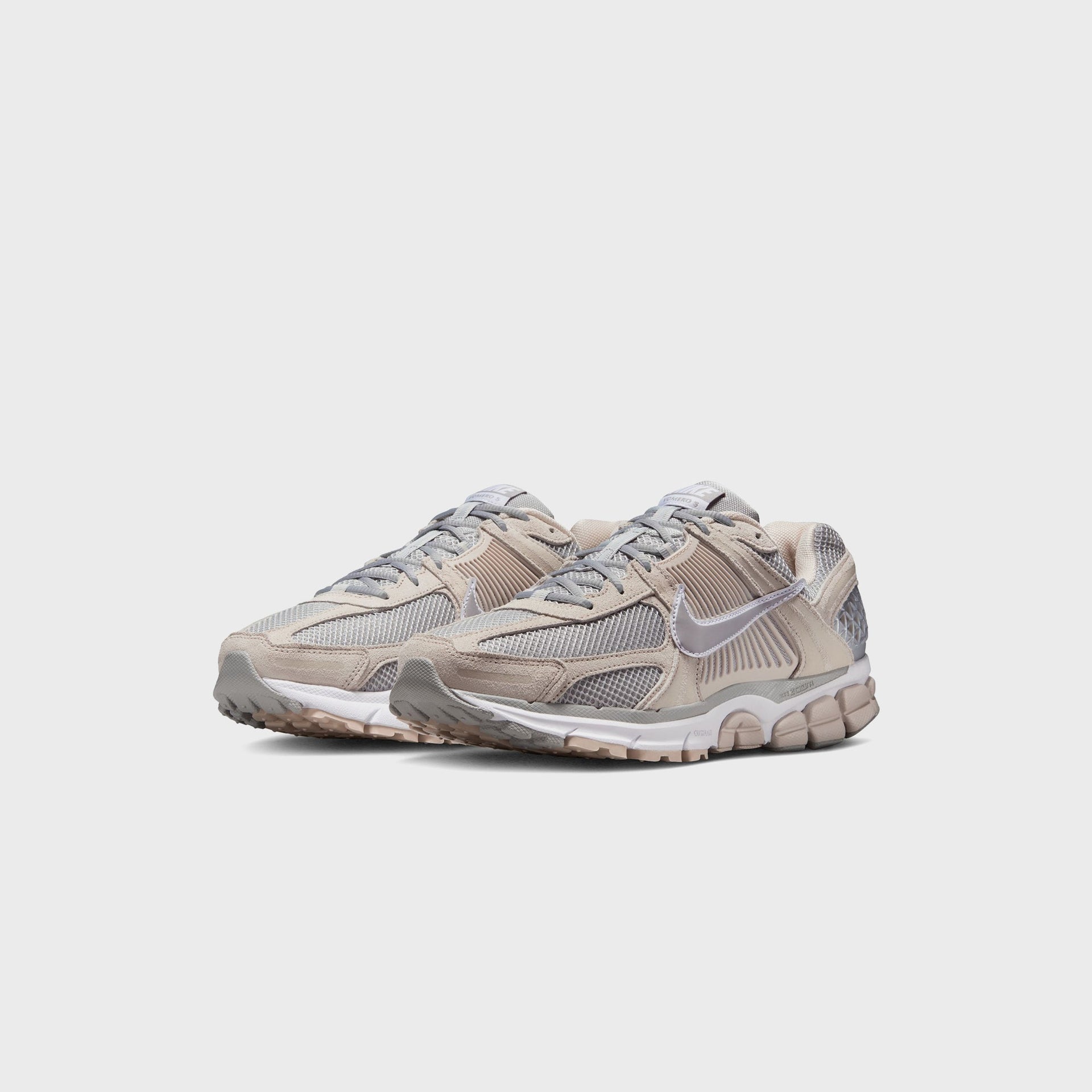 Nike Zoom Vomero 5 - Light Orewood Brown / Light Smoke Grey / White