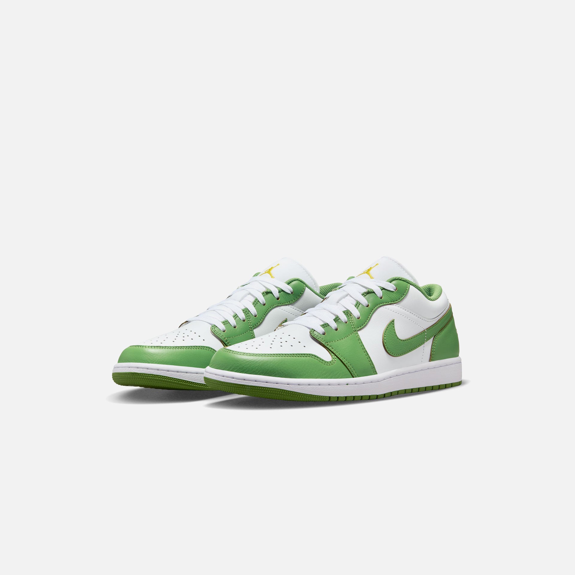 Jordan Air Jordan 1 Low SE - White / Chlorophyll / Lightening