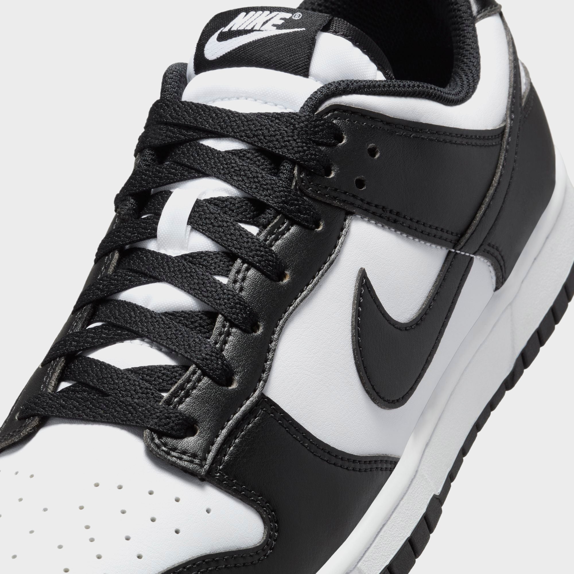 【27cm】Nike Dunk Low \"Black/White\" Nike SB Dunk Low Pro - White/Black/White – Ninetimes Skateshop