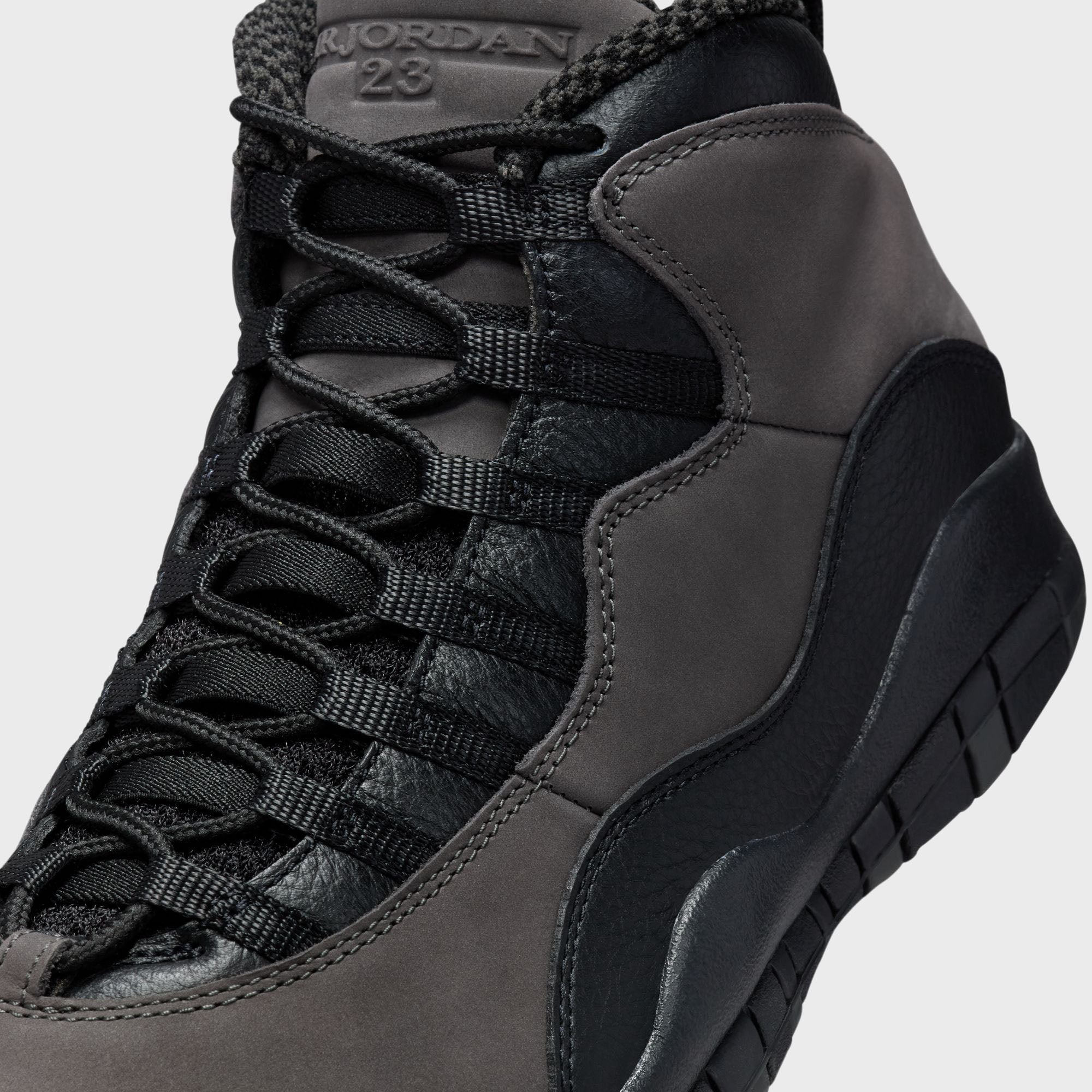 Jordan Air Jordan 10 Retro - Charred Grey / True Red / Black