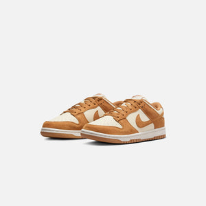 Nike WMNS Dunk Low - Coconut Milk / Flax / Sail