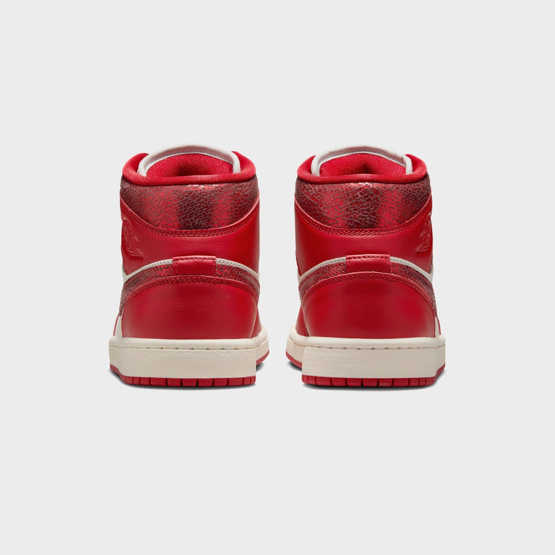 Nike Air Jordan 1 Mid - Sail / Team Red / Varsity Red