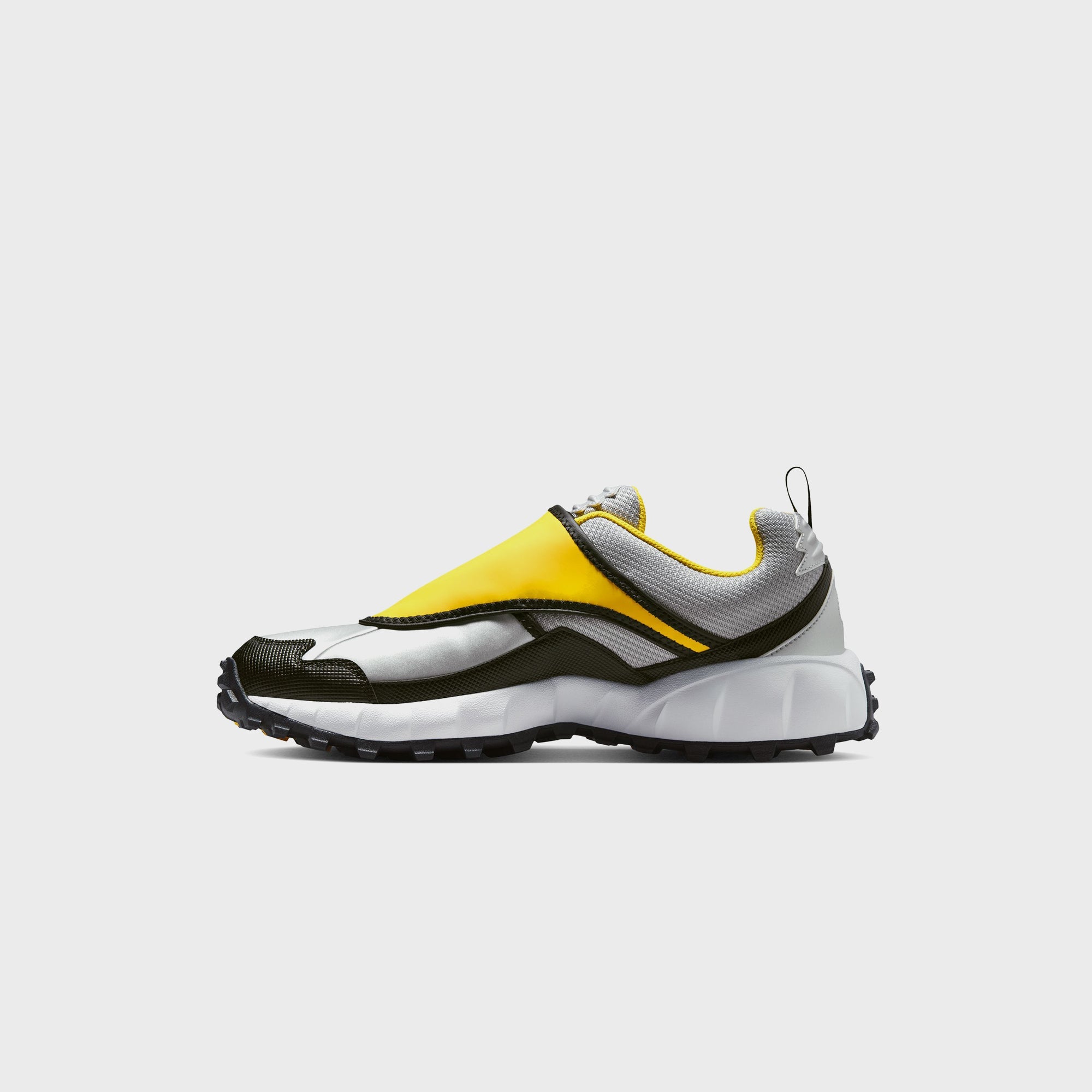 Nike ACG Phassad - Black / Yellow Zest / Metallic Silver – Kith Canada