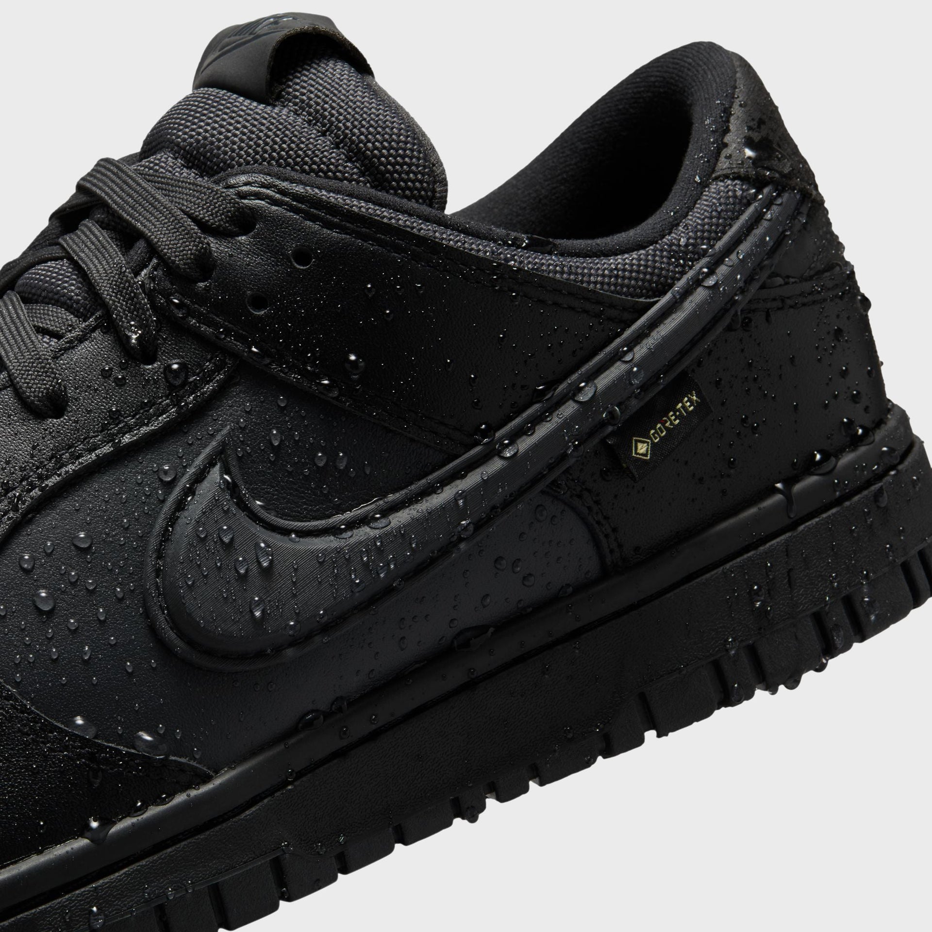 Nike Dunk Low - Black / Off Noir / Anthracite